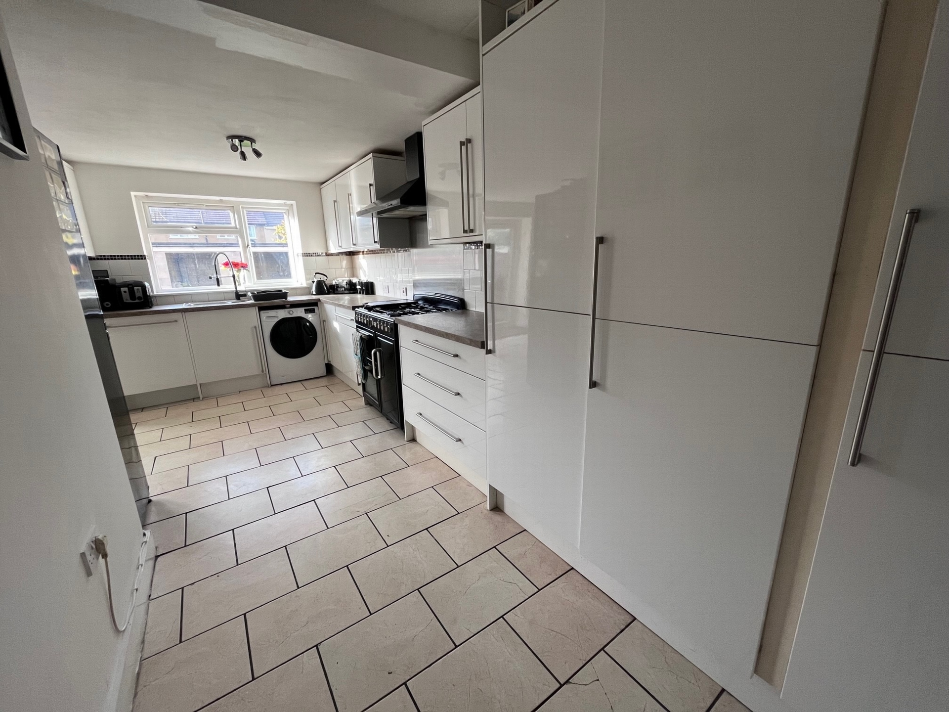 Property For Sale Napsbury Avenue, London Colney, AL2 3 Bedroom End