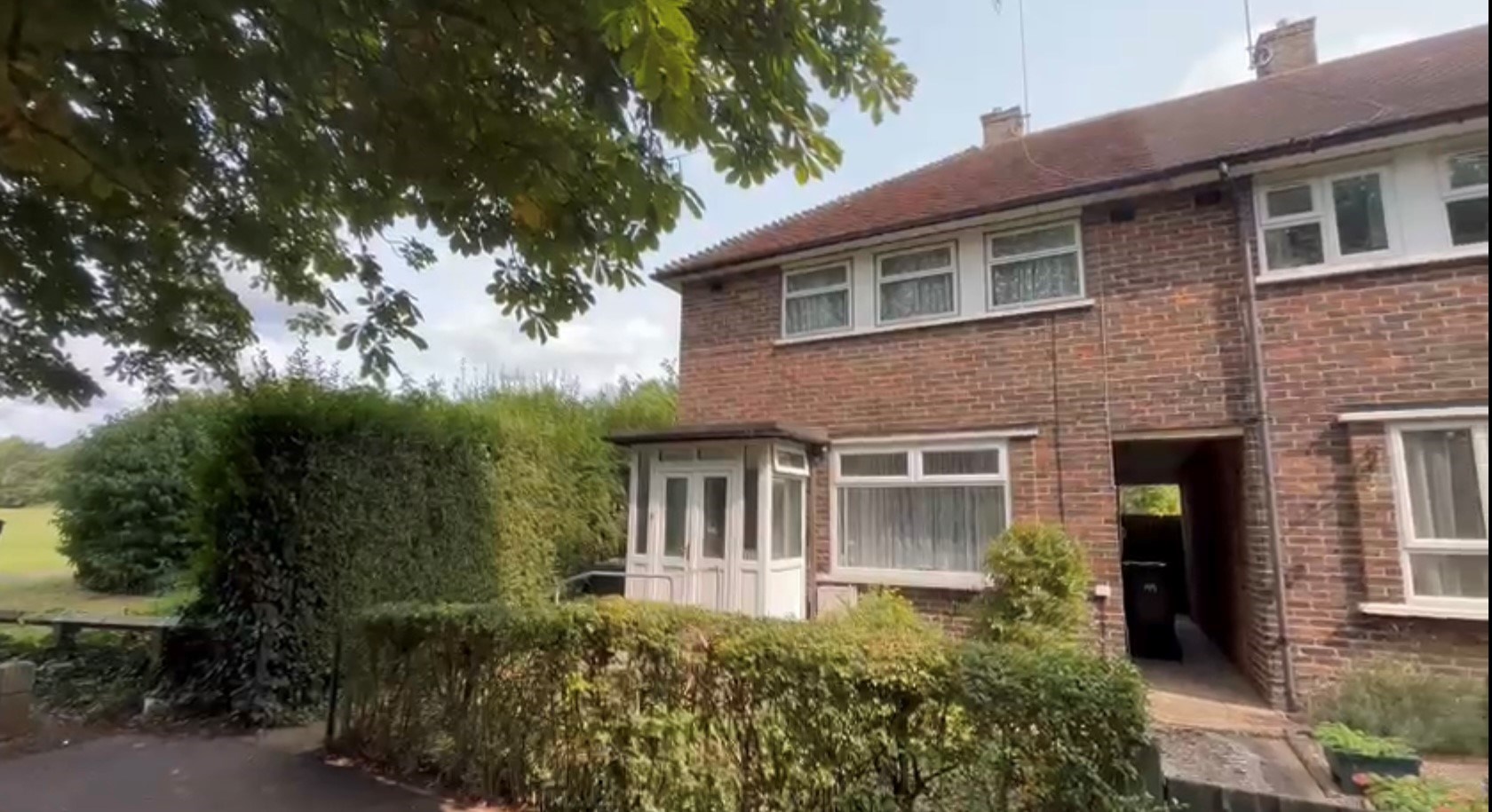 Property For Sale Gateshead Road, Borehamwood, WD6 3 Bedroom End Of Terrace through Oliver