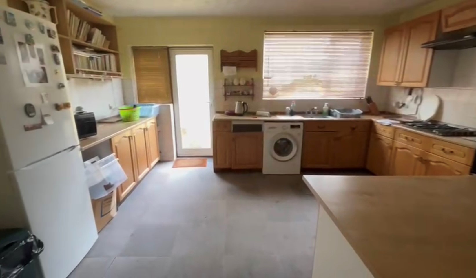 Property For Sale Gateshead Road, Borehamwood, WD6 3 Bedroom End Of