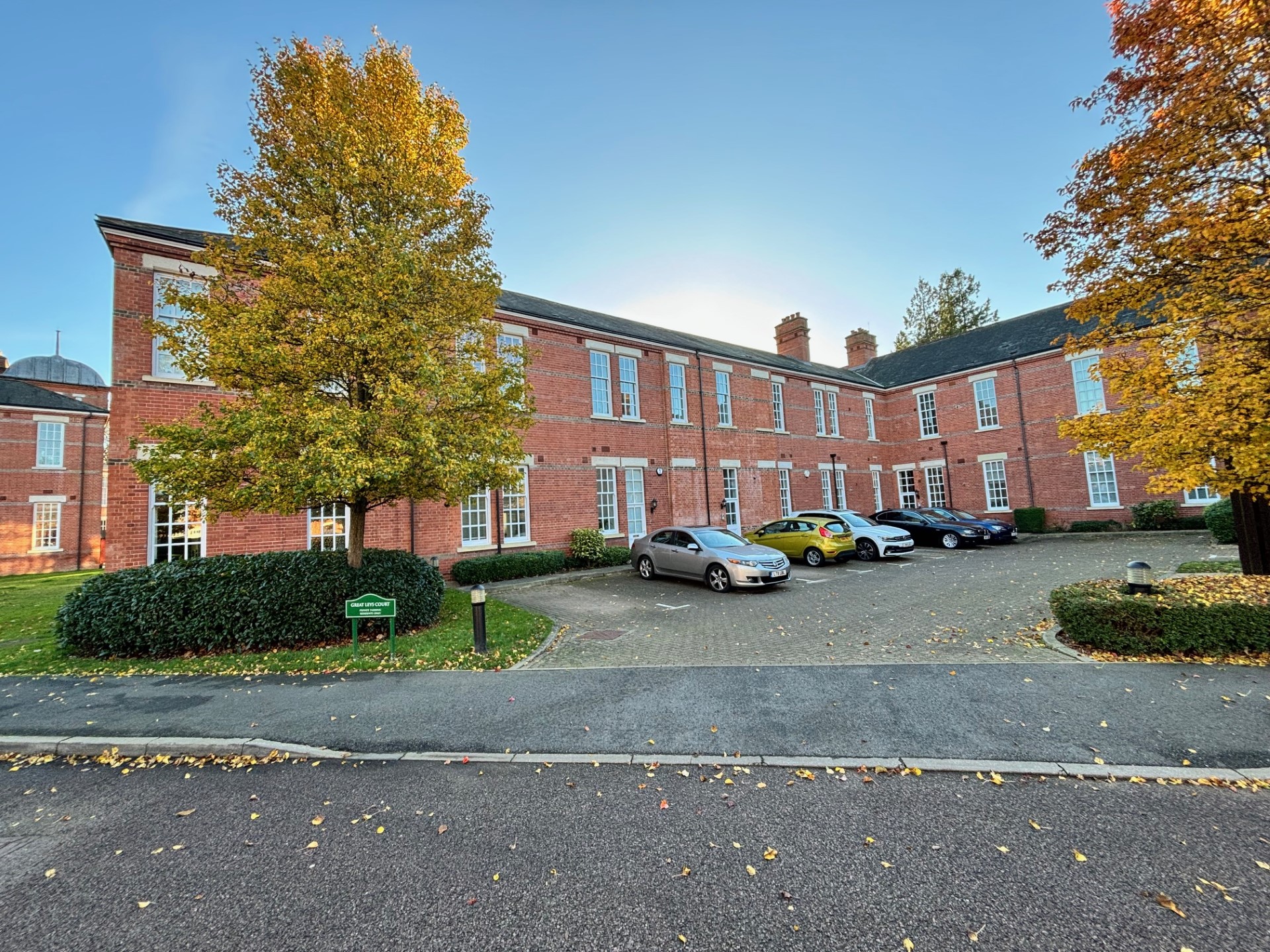 Property For Sale Beningfield Drive, Napsbury Park, AL2 2 Bedroom