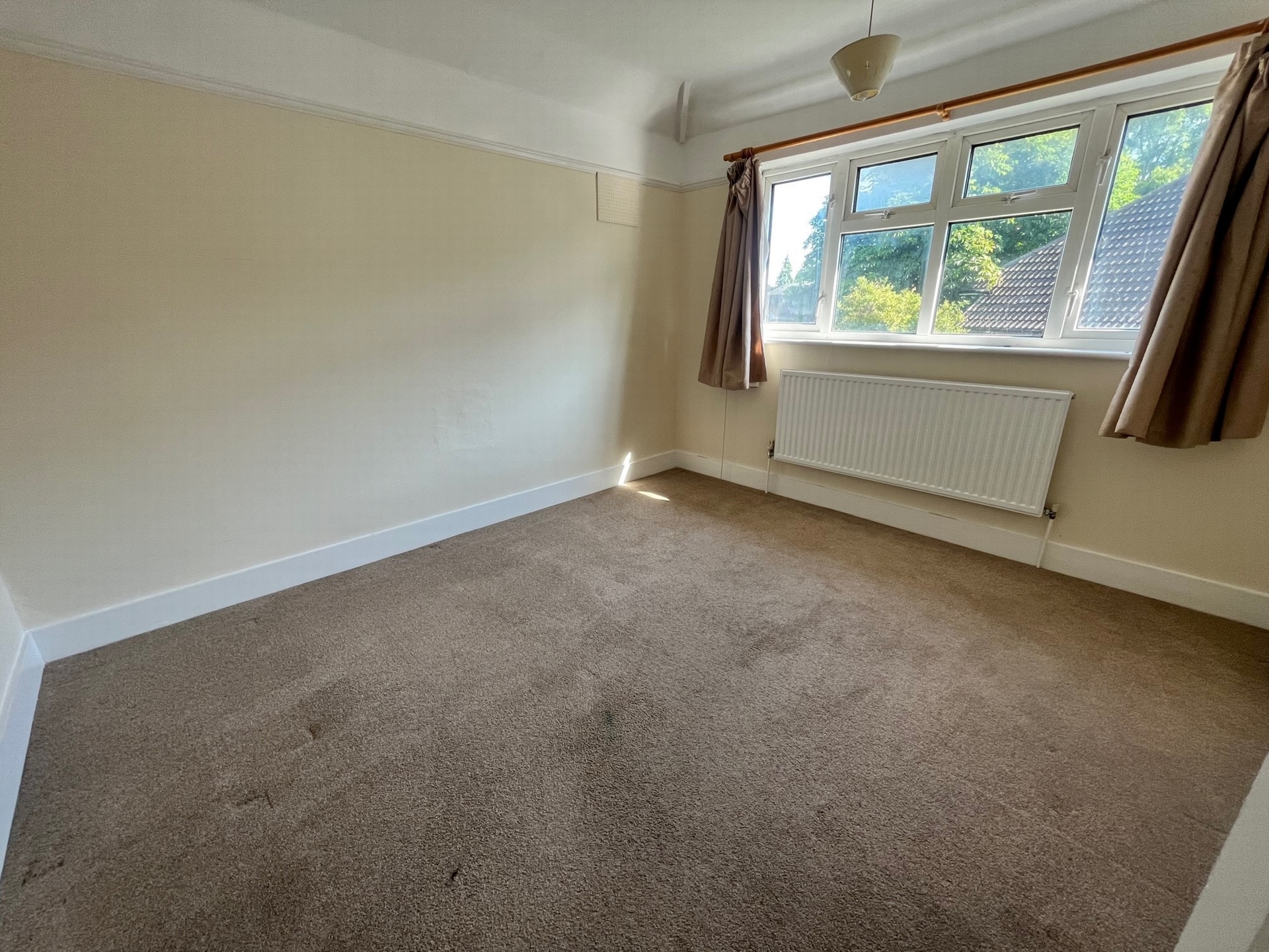 Property To Rent Kings Road, London Colney, AL2 3 Bedroom Detached