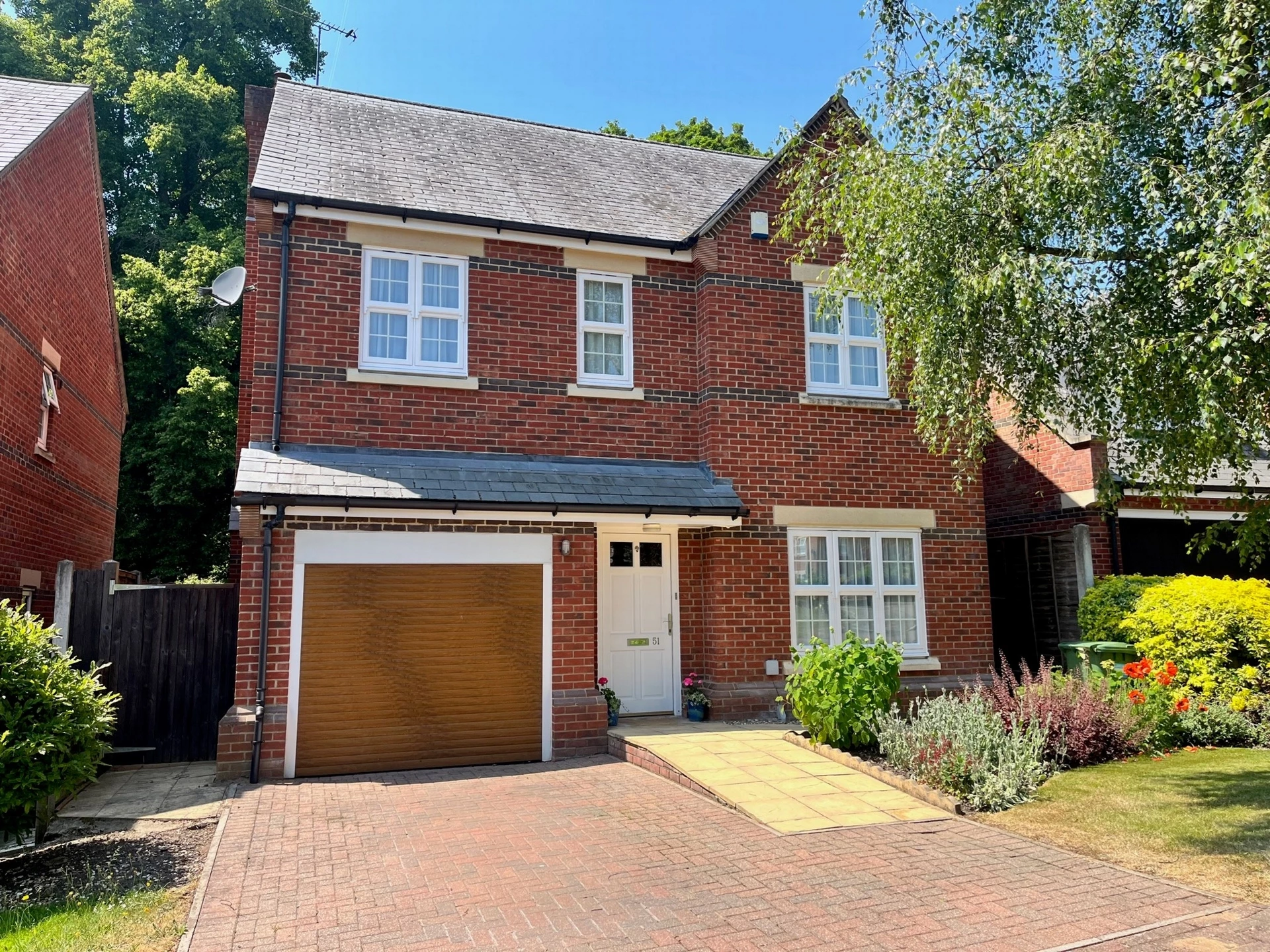 Azalea Close Napsbury Park St Albans AL2