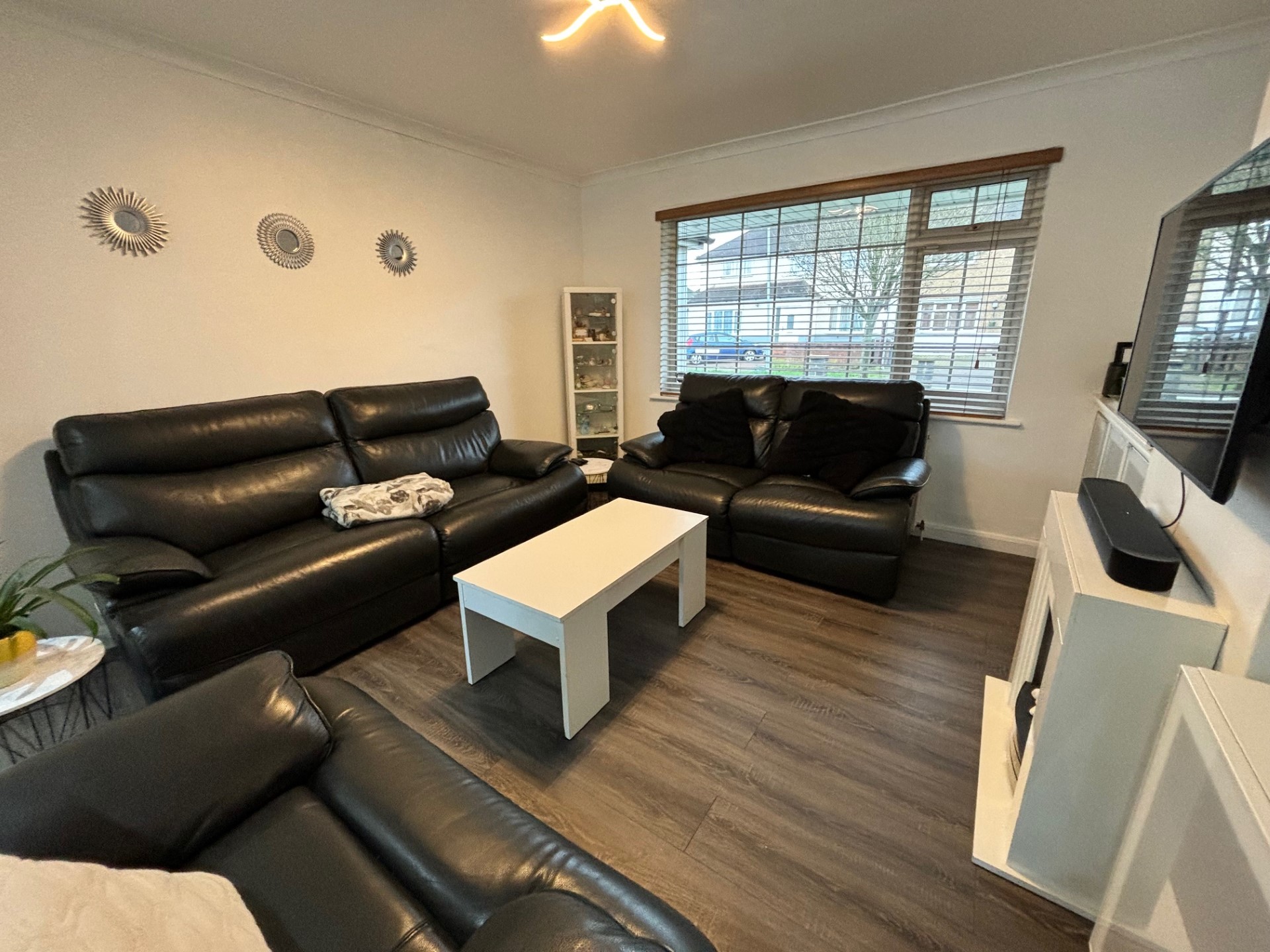 Property For Sale Coombes Road, London Colney, AL2 4 Bedroom End Of