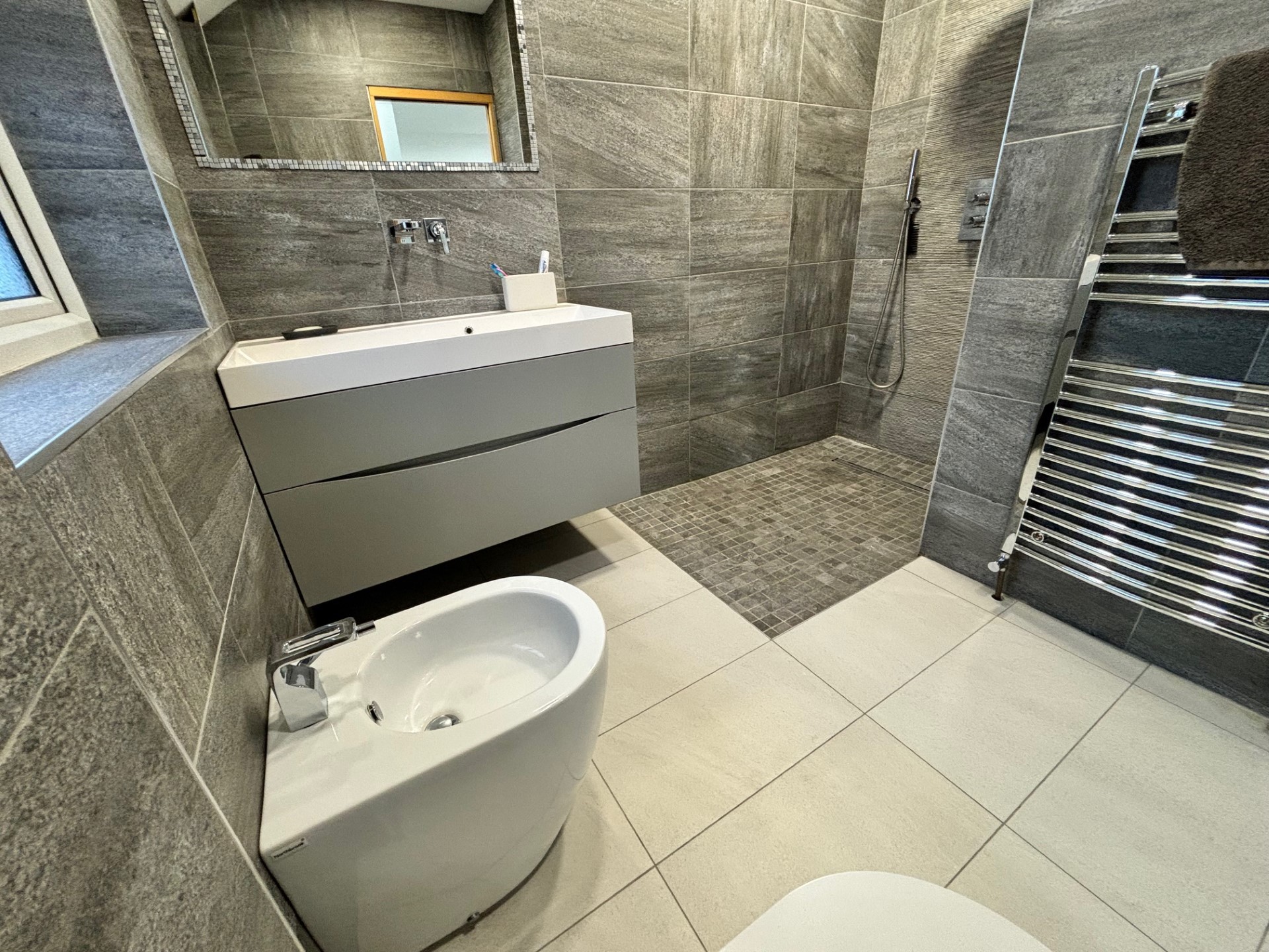 Property For Sale Coombes Road, London Colney, AL2 4 Bedroom End Of