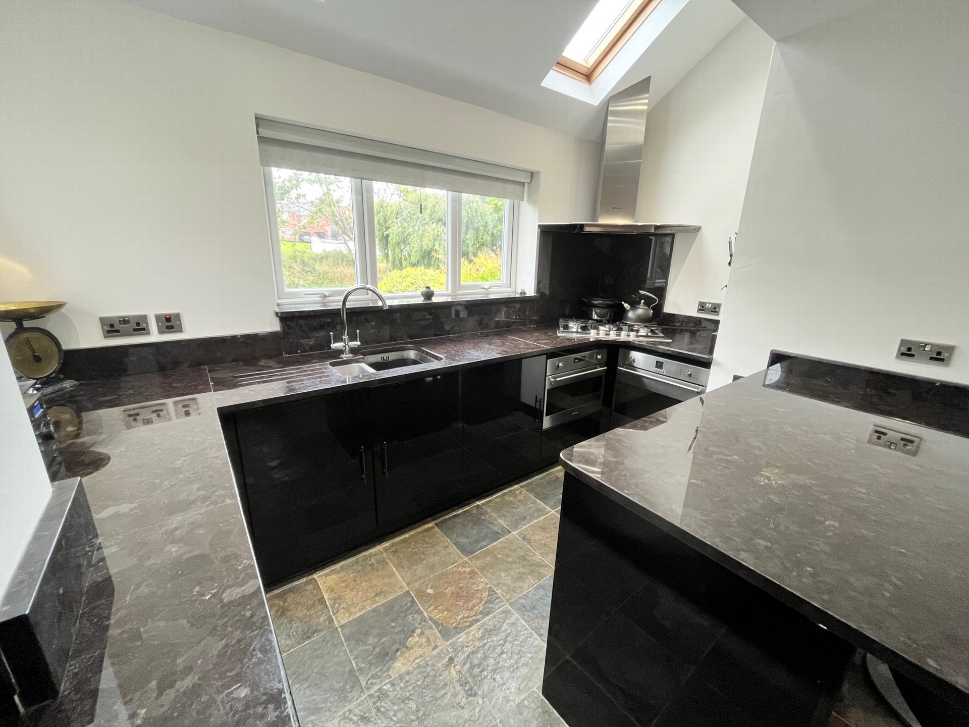 Property For Sale Sandpit Lane, St Albans, AL4 3 Bedroom Semi