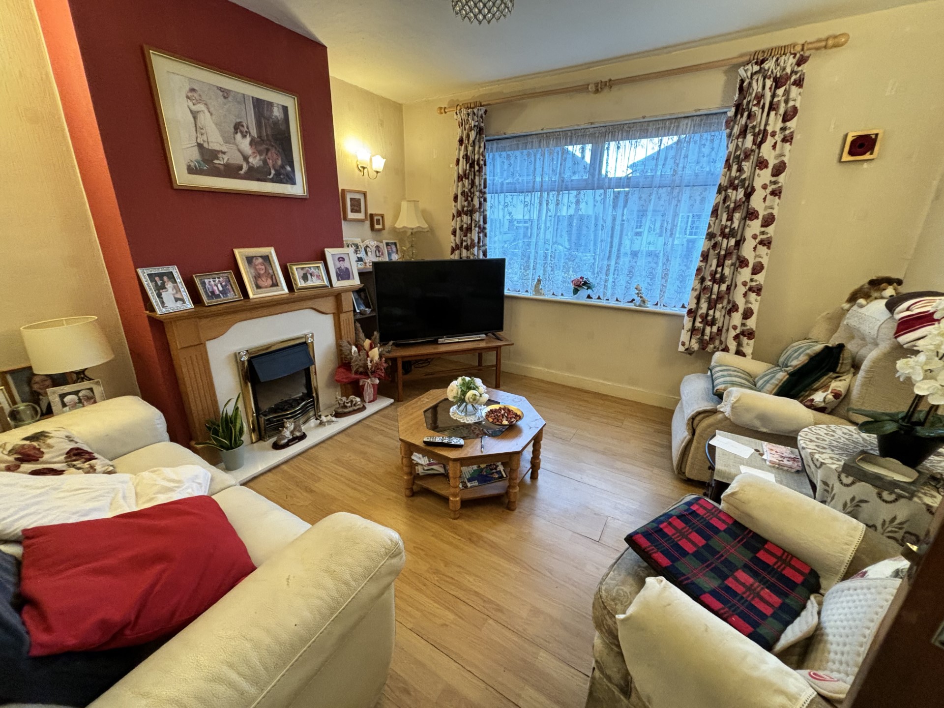 Property For Sale Coombes Road, London Colney, AL2 3 Bedroom Terraced