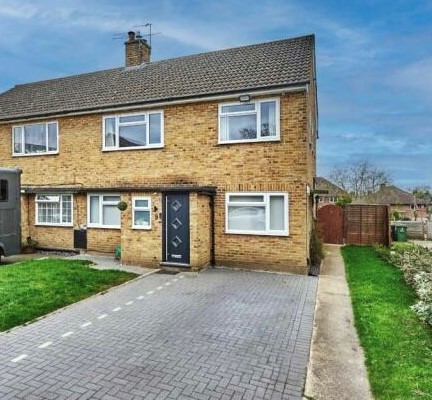 Meadow Close London Colney St Albans AL2