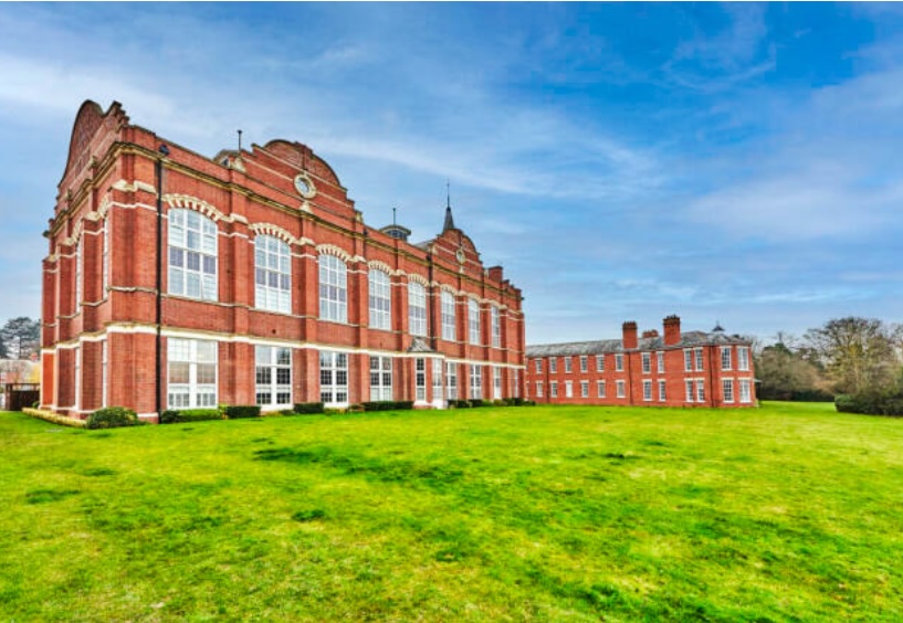 West Hall Napsbury Park St Albans AL2