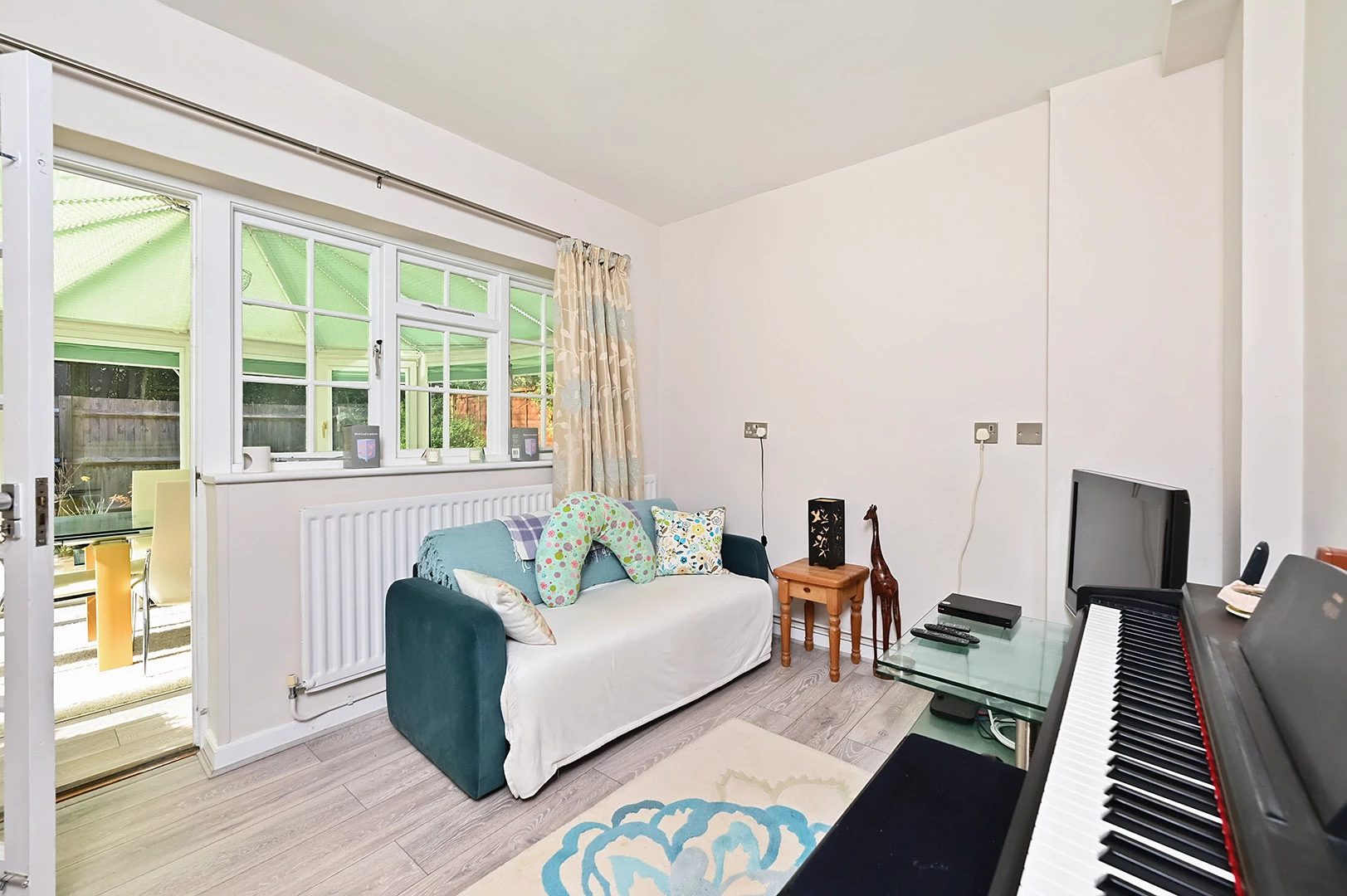 Lounge/Annexe Bedroom