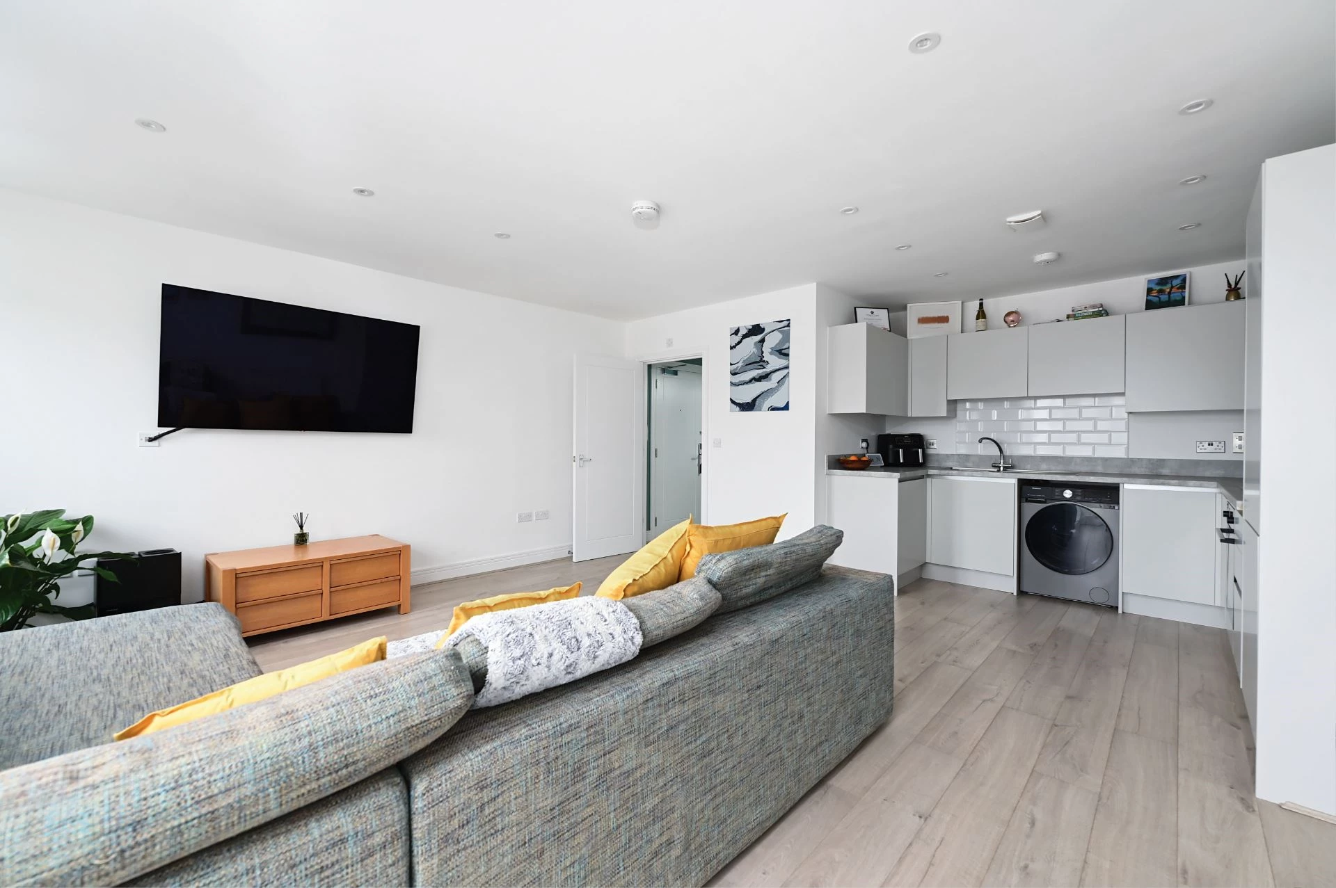 Open Plan Lounge Area