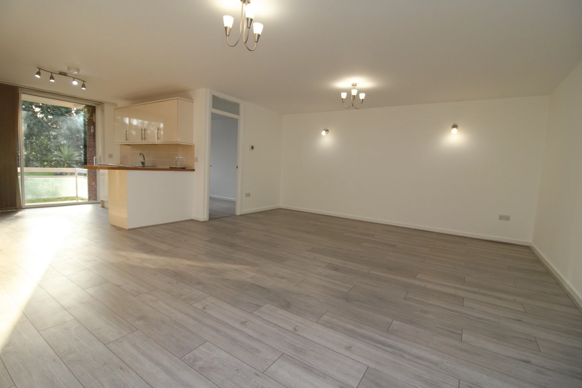 Leamington House Stonegrove Edgware Middlesex HA8