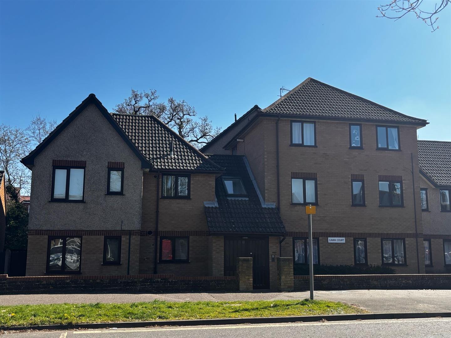 Cavan Court Hatfield AL10