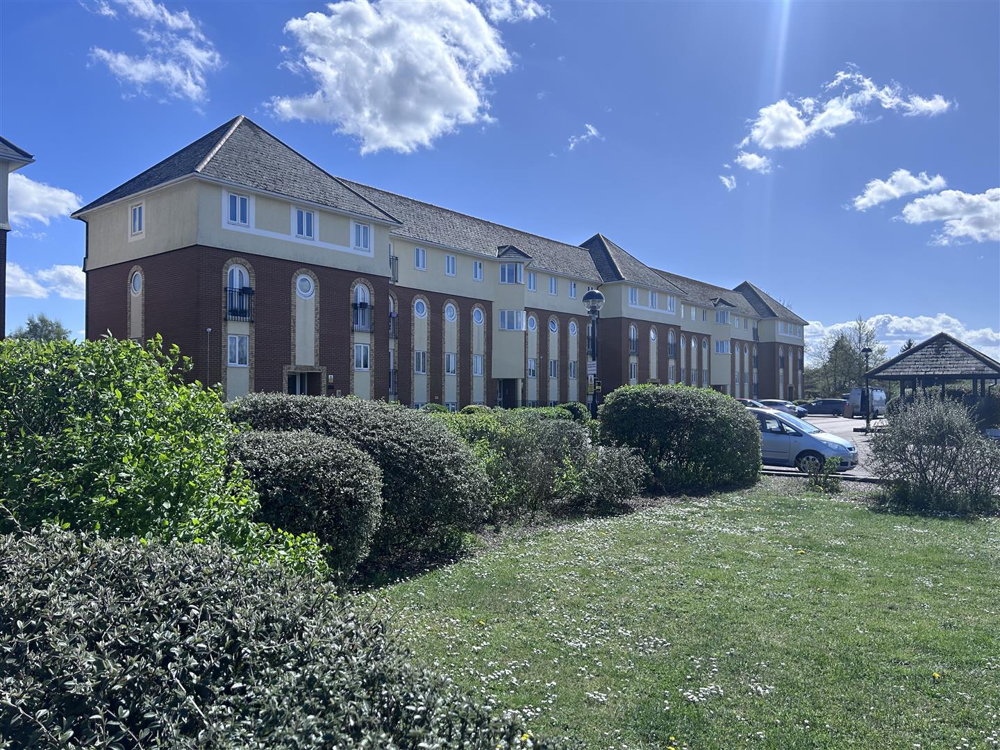 Walsingham Close Herts AL10