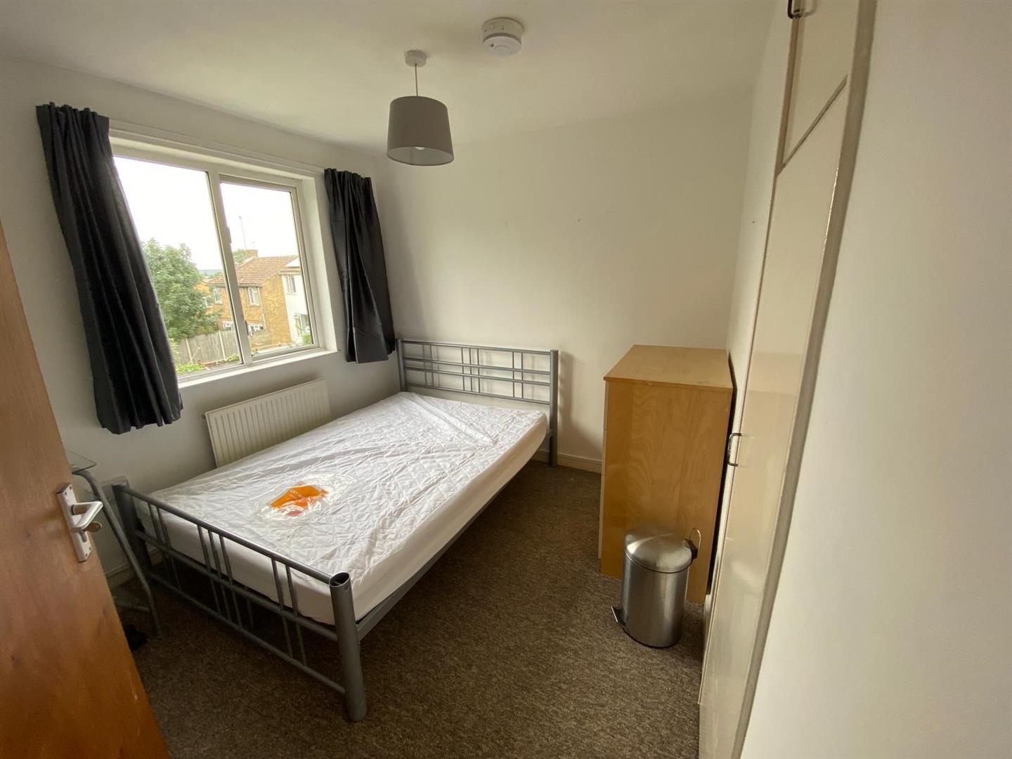 bedroom 3.jpg