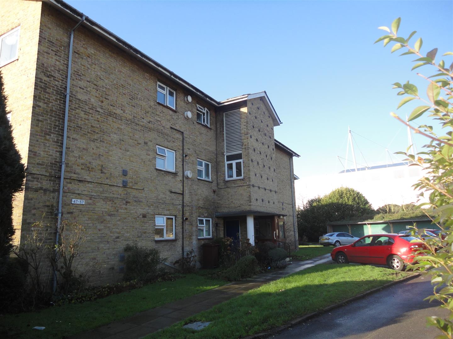 Roe Green Lane Hatfield AL10