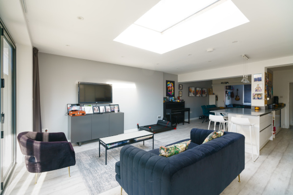 Edgware Middx HA8