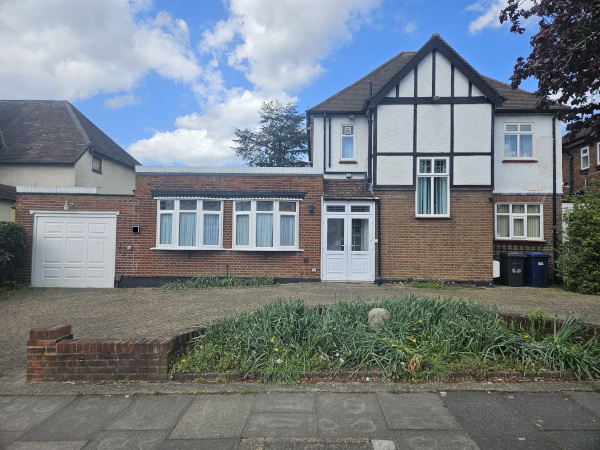Mill Hill London NW7