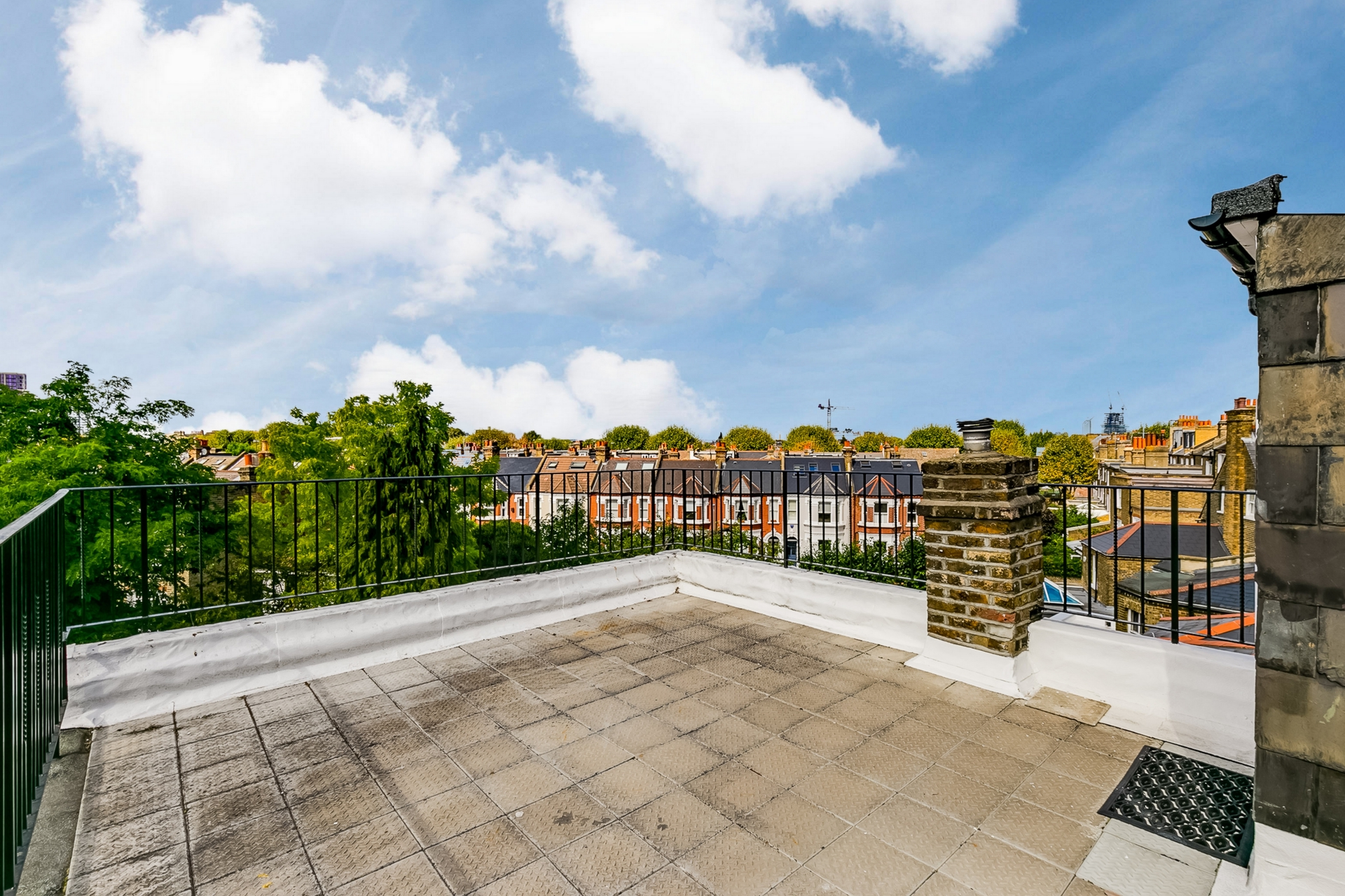 Property To Rent Wandsworth Common Westside, Wandsworth, SW18 2