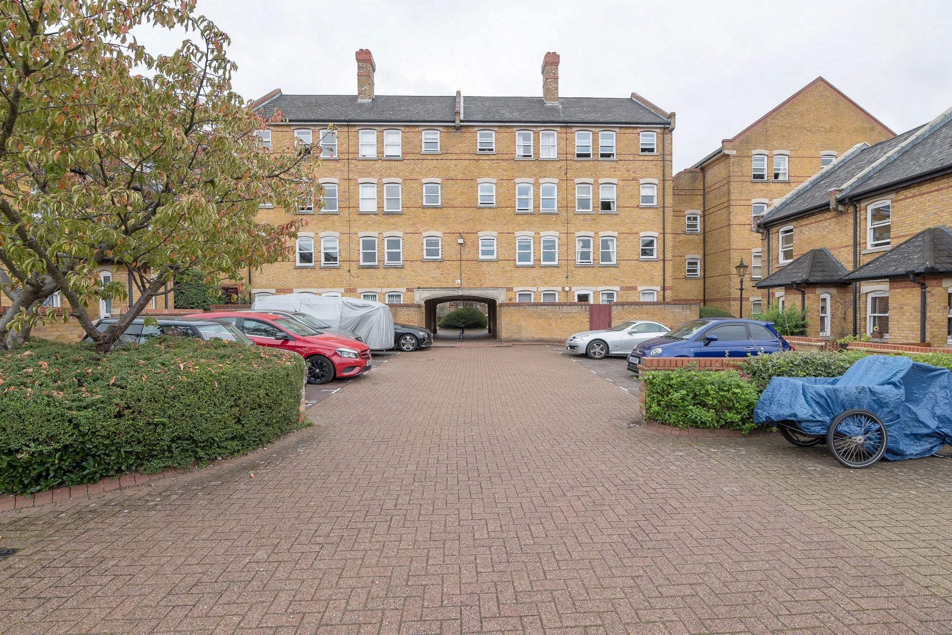 Tonsley Heights Wandsworth London SW18