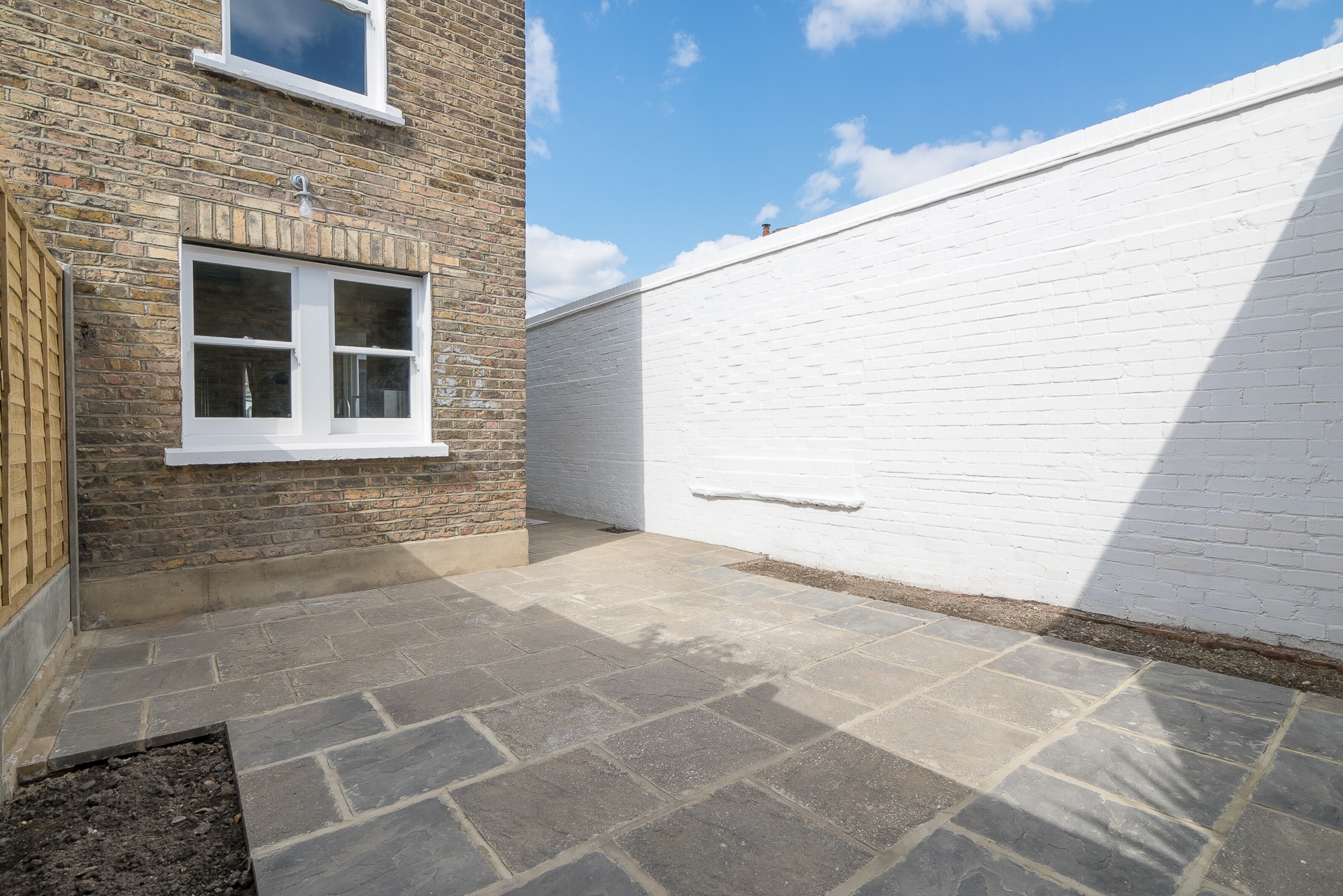 Property To Rent Fullerton Road, Wandsworth, SW18 2 Bedroom House