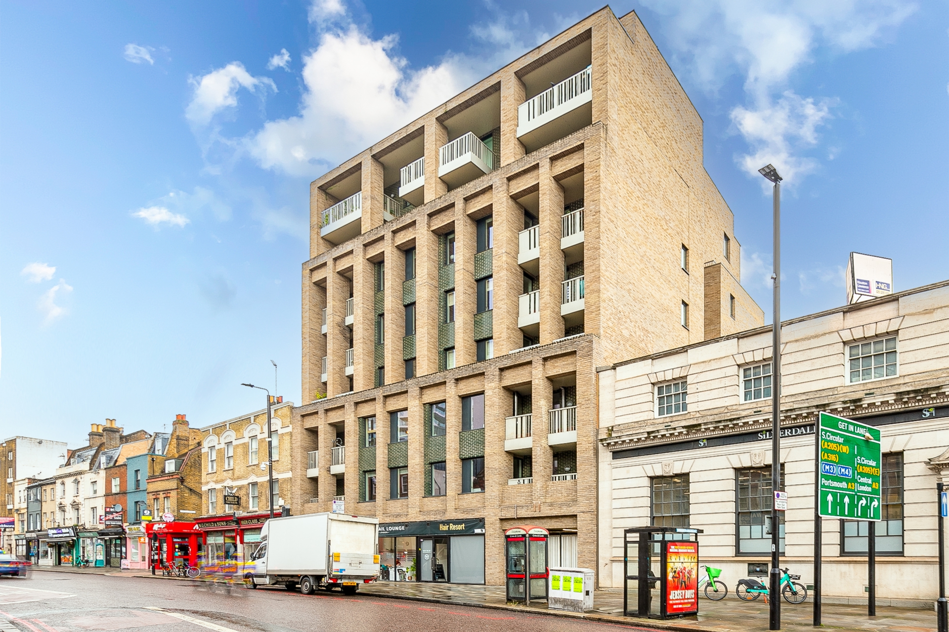 Property For Sale Wandsworth High Street, Wandsworth, SW18 2 Bedroom