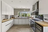 Photo 12 Photo 12