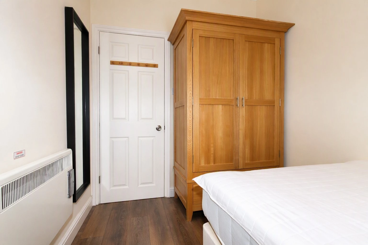 Bedroom2