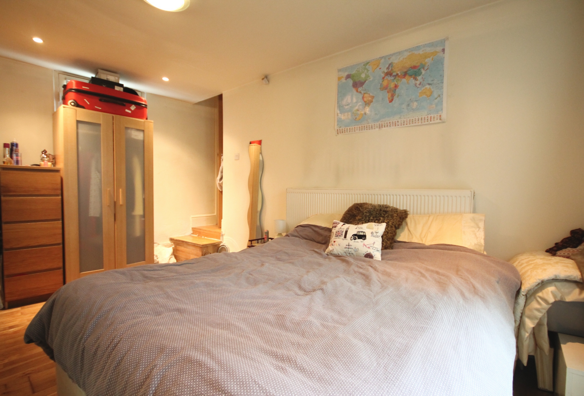 Bedroom2