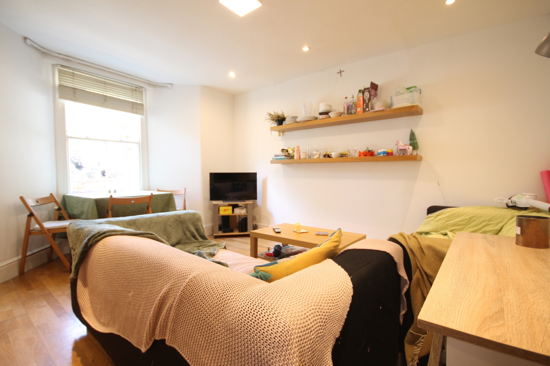 Stock Orchard Crescent Islington London N7