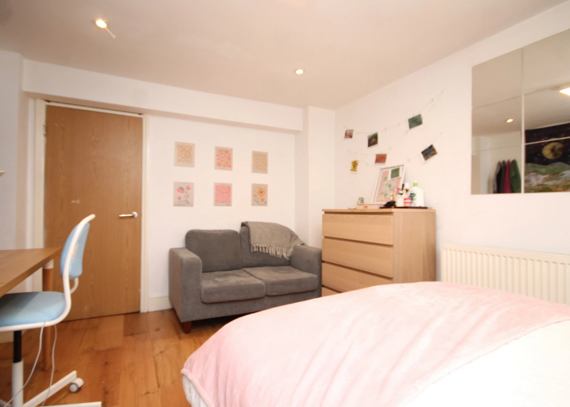 Bedroom5
