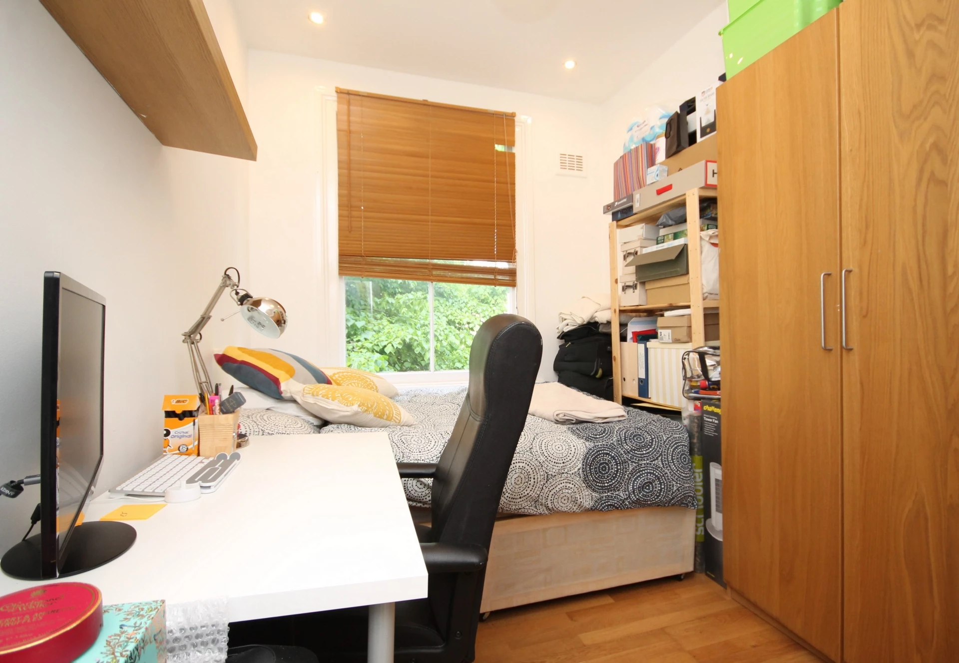Bedroom2