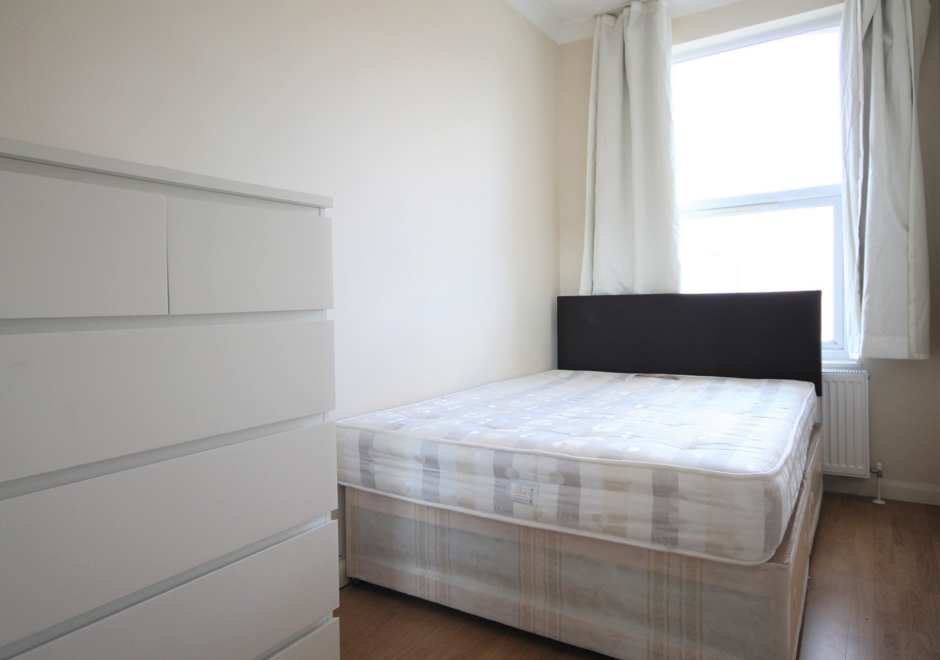 Bedroom2