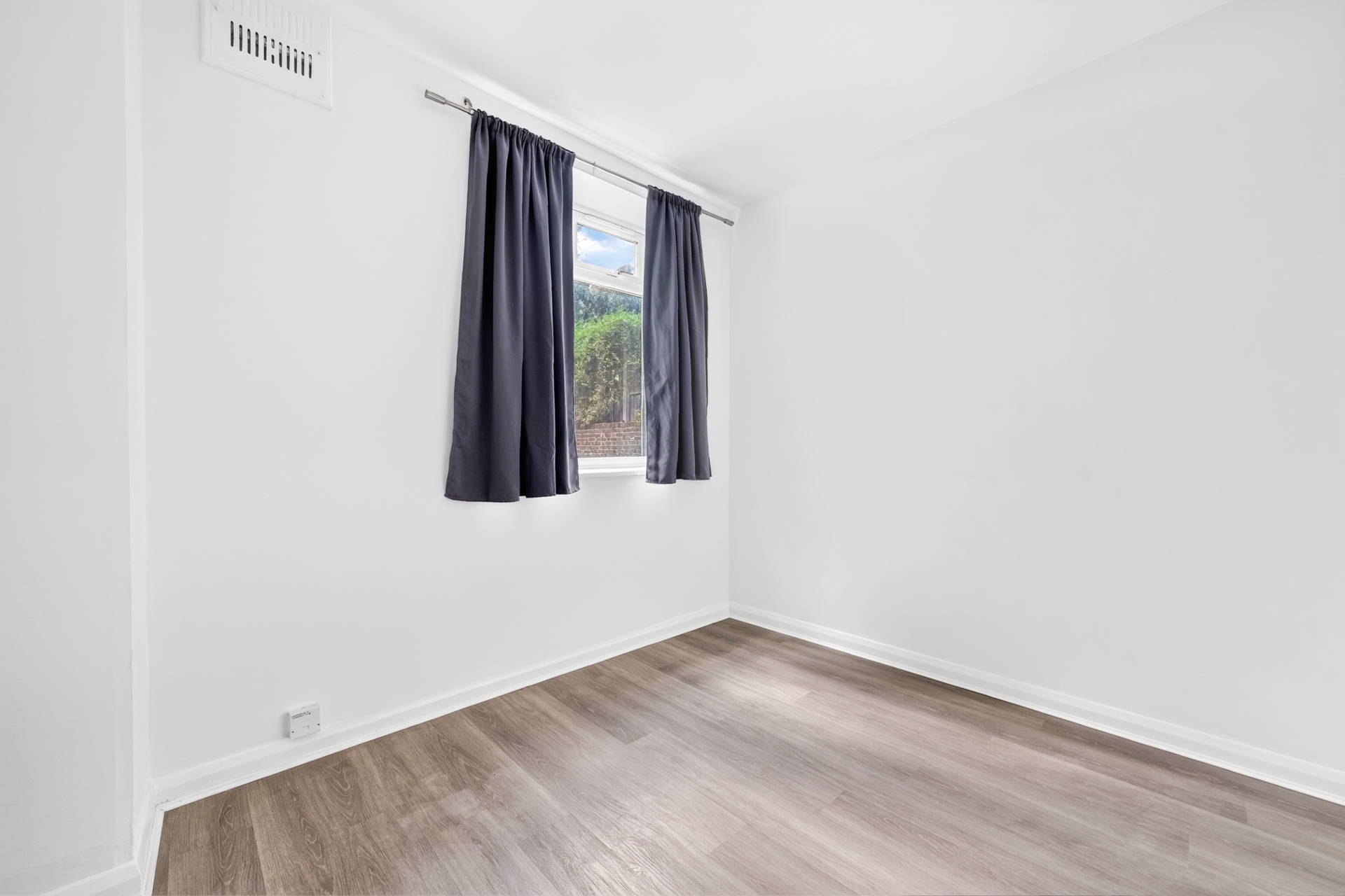 Bedroom2