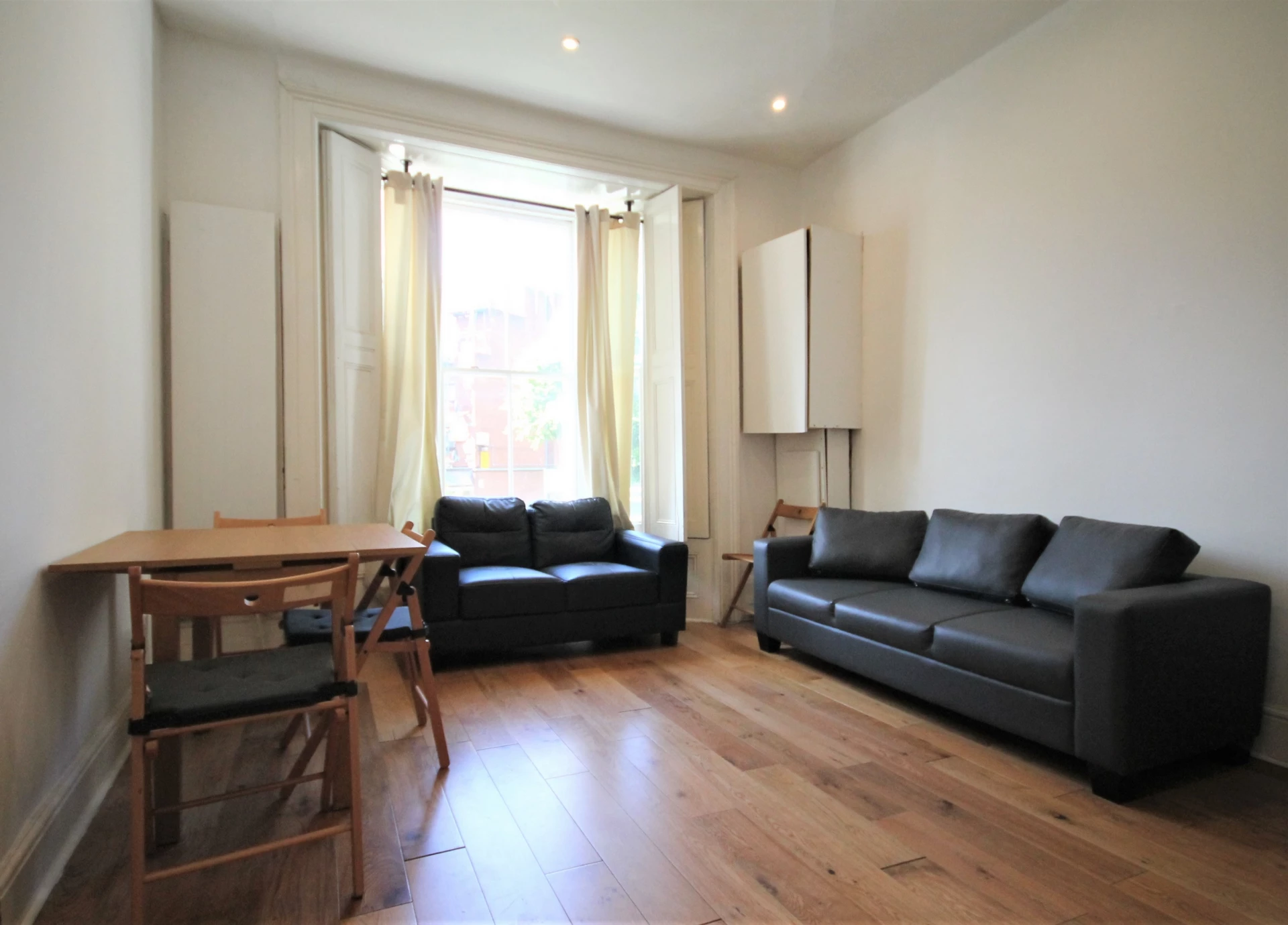 Stock Orchard Crescent Islington London N7
