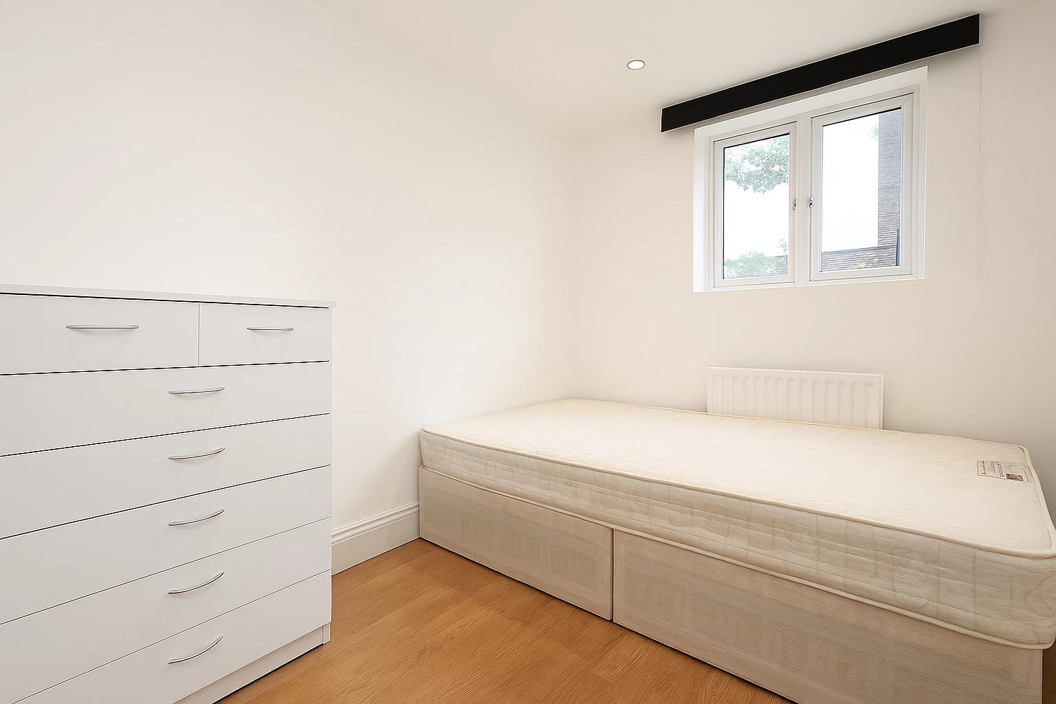 Bedroom2