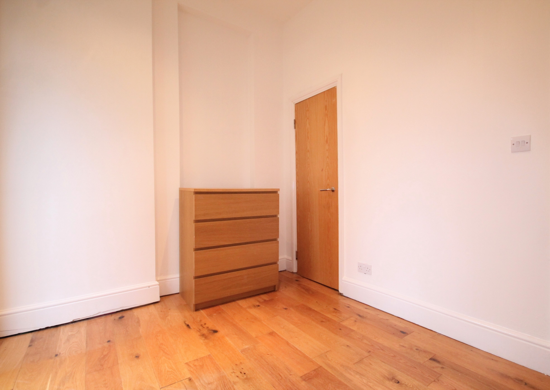 Bedroom2