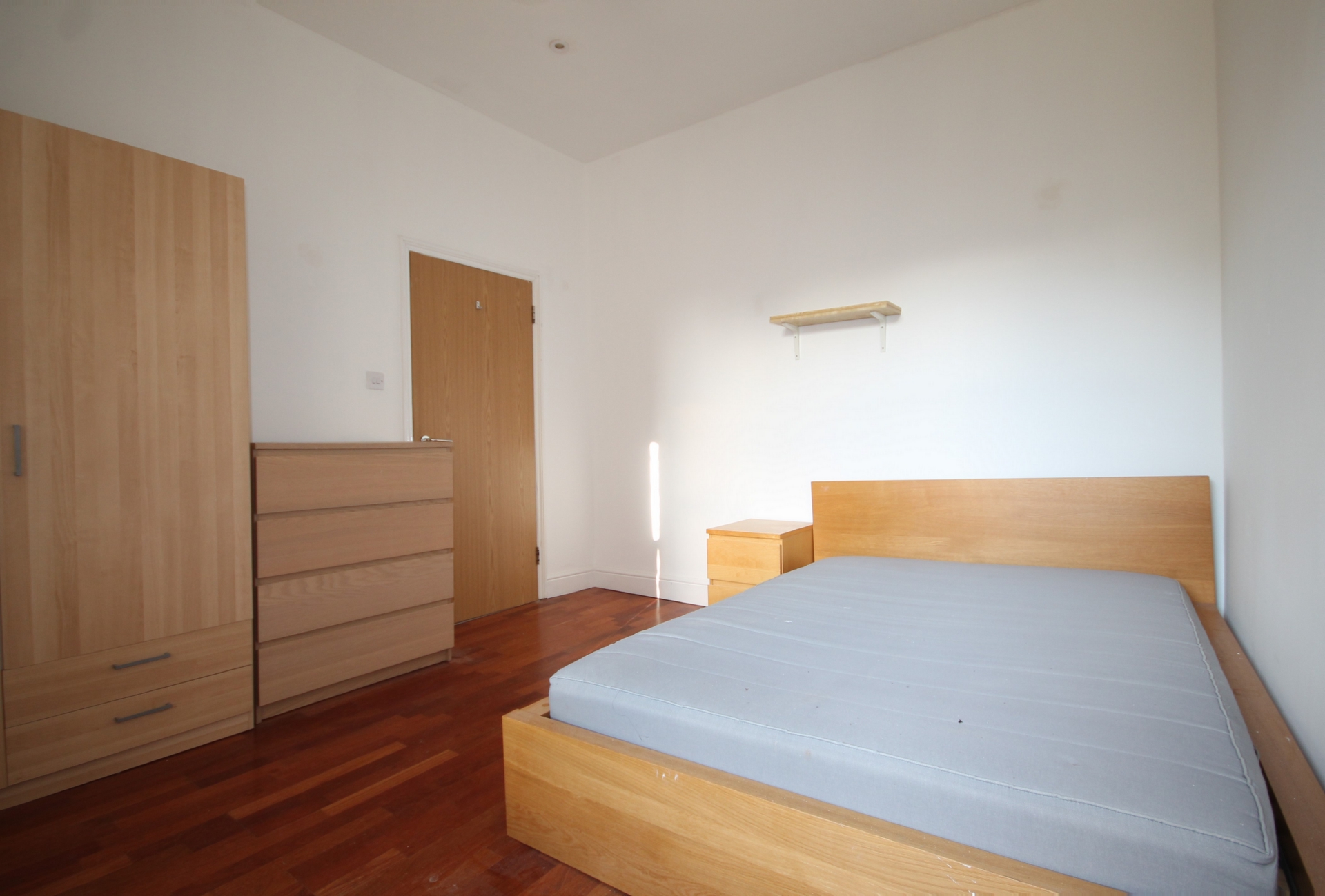 Bedroom2