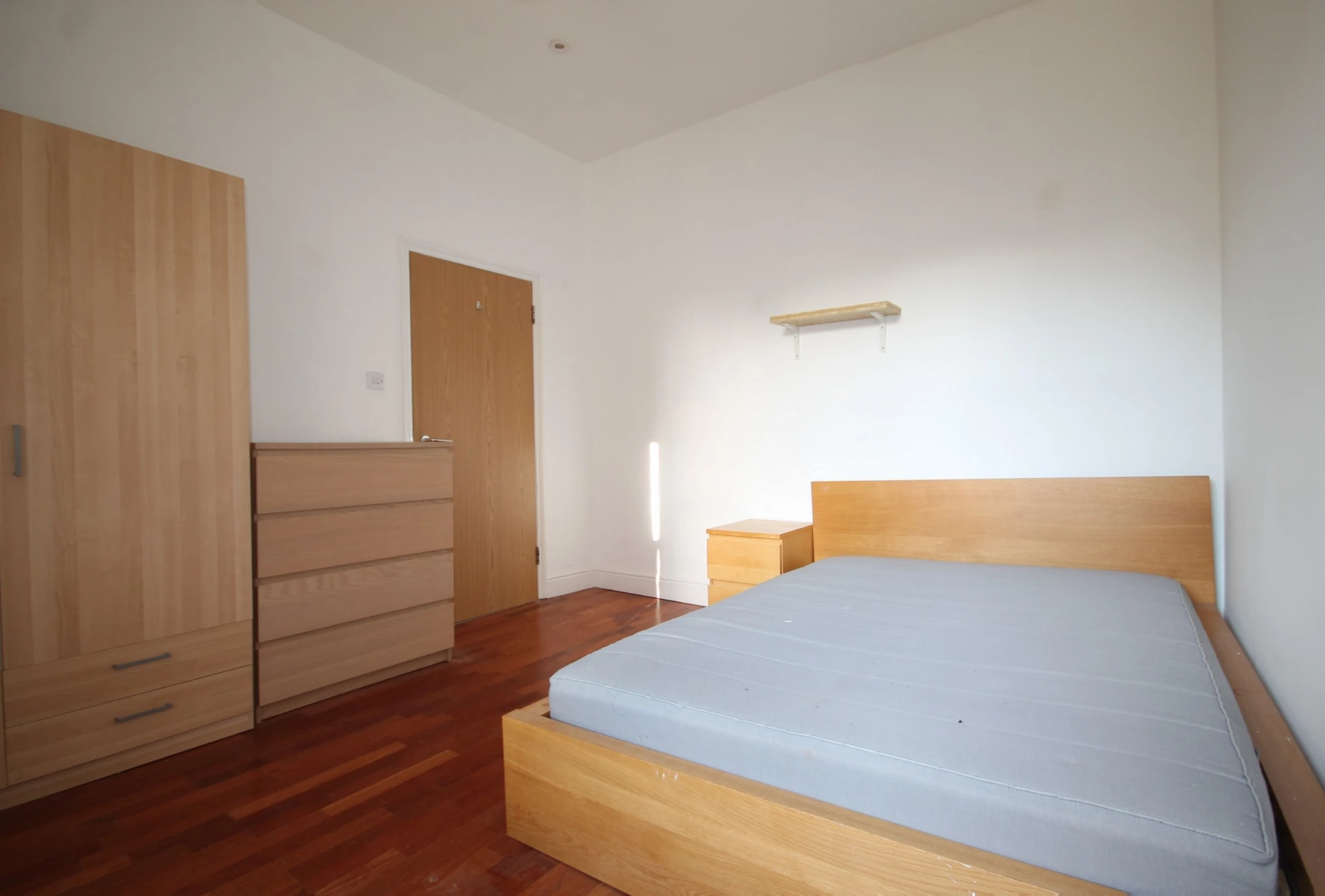 Bedroom2