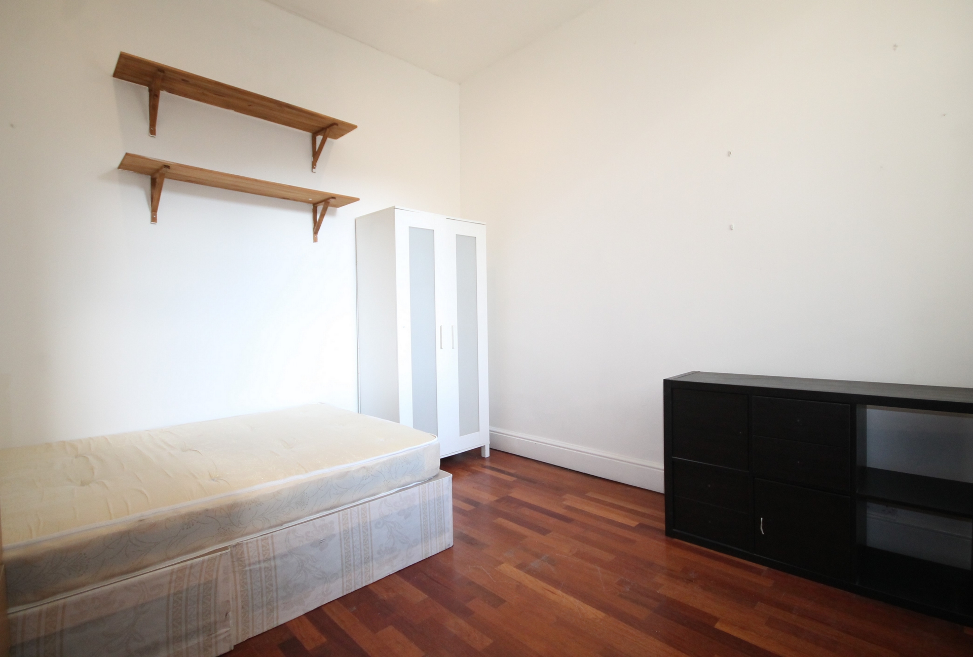 Bedroom3