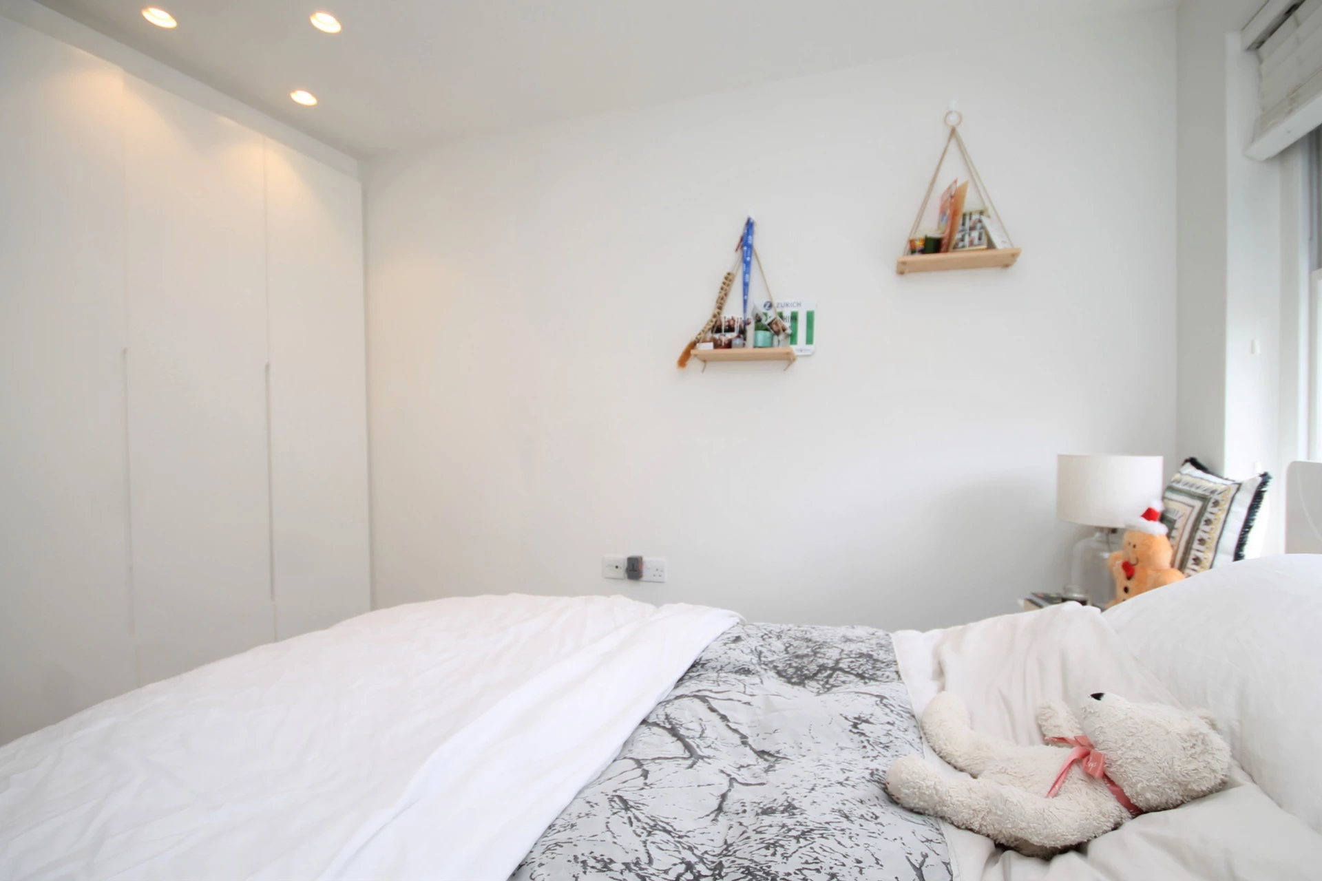 Bedroom2