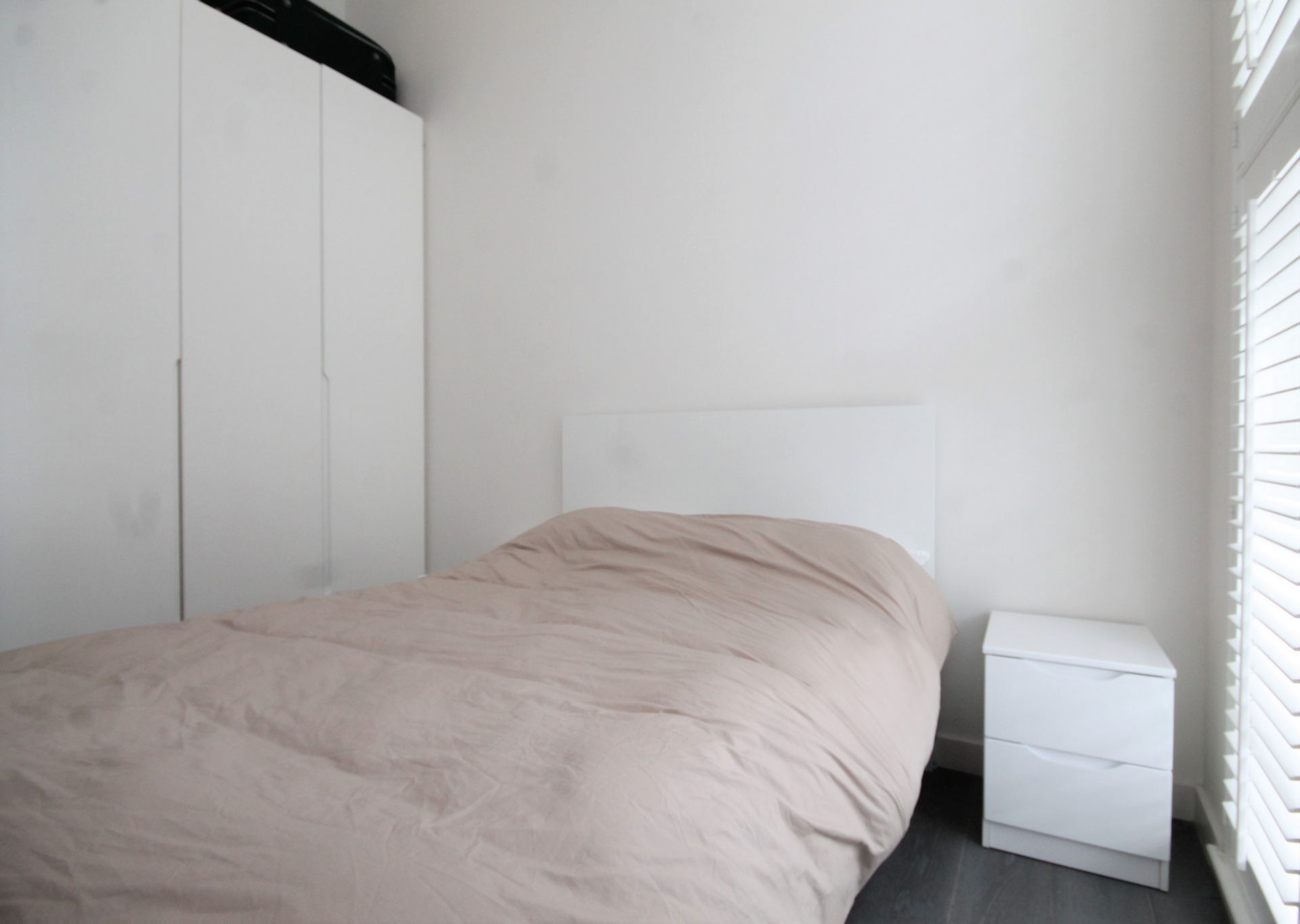 Bedroom2