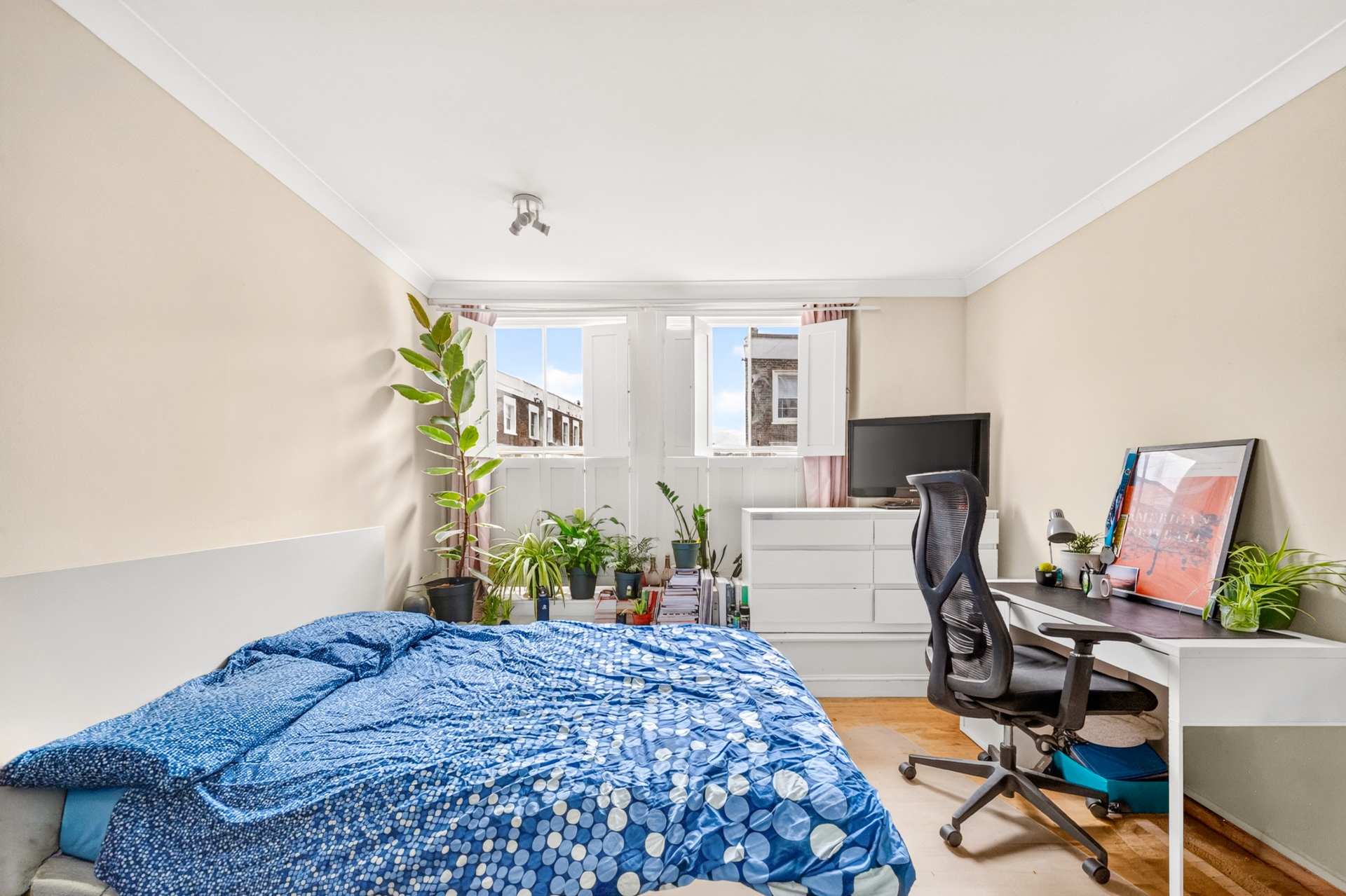 Bedroom2