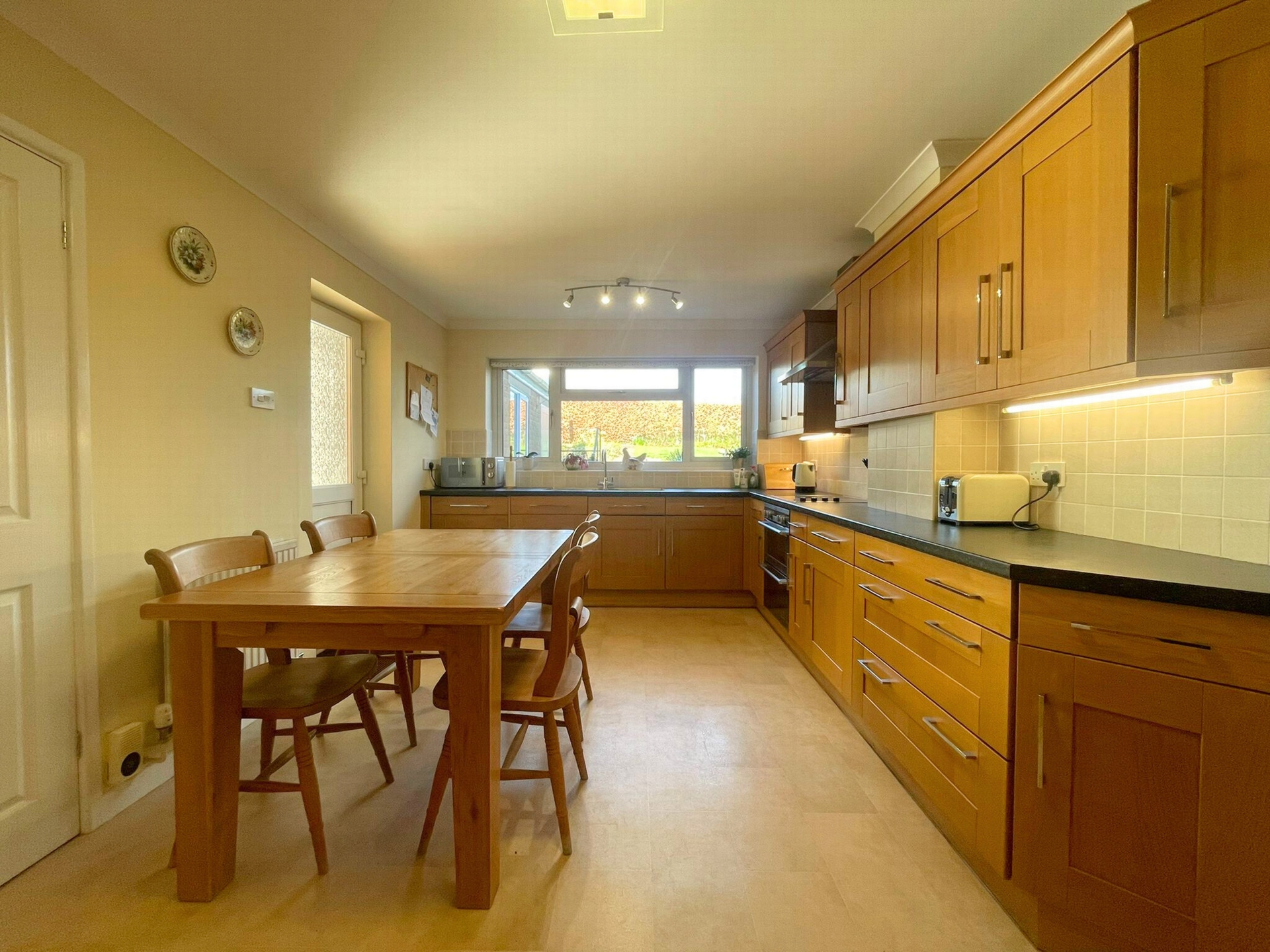Property For Sale Dixton Close, Monmouth, NP25 3 Bedroom House