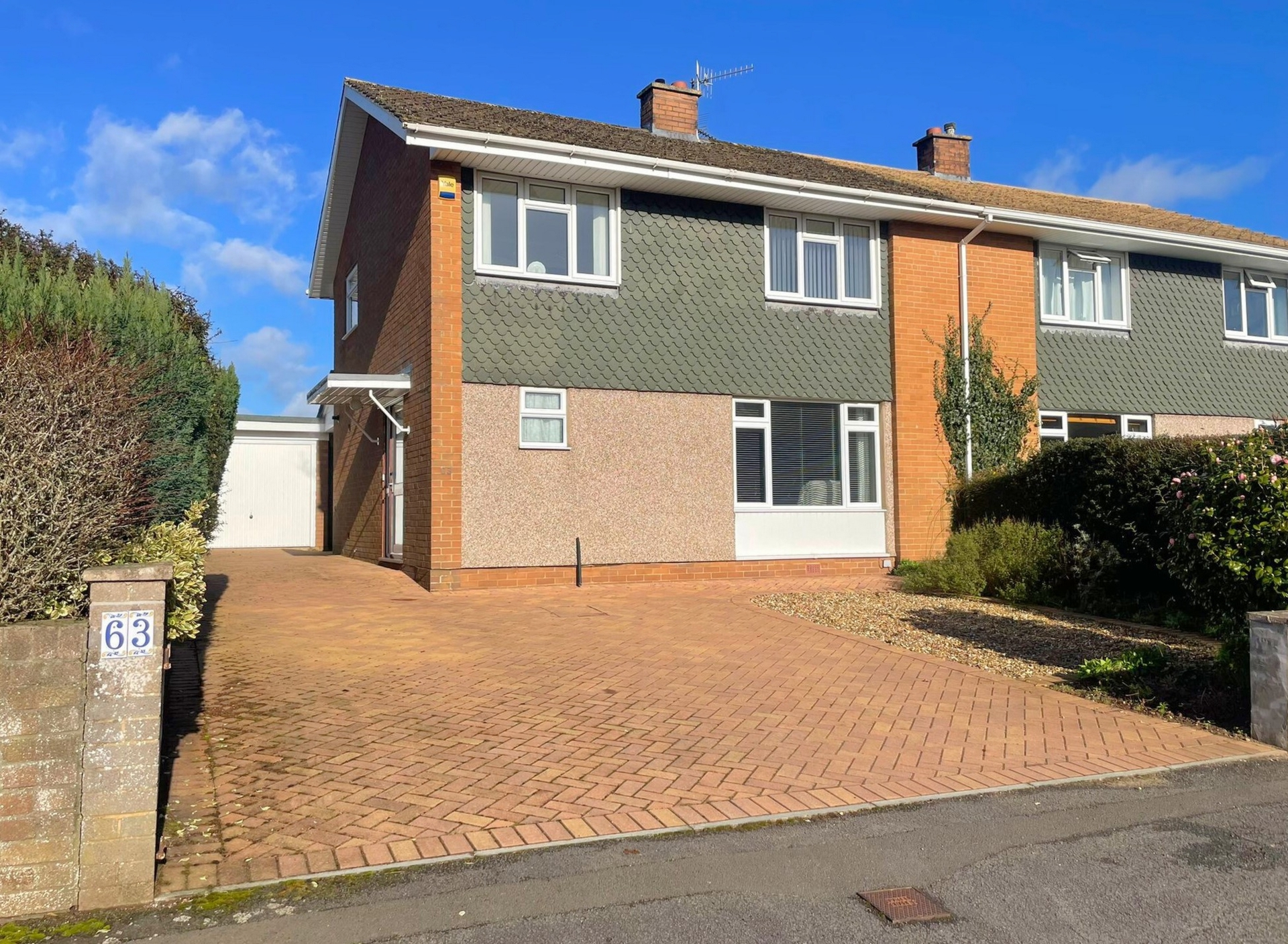 Property For Sale Dixton Close, Monmouth, NP25 3 Bedroom House