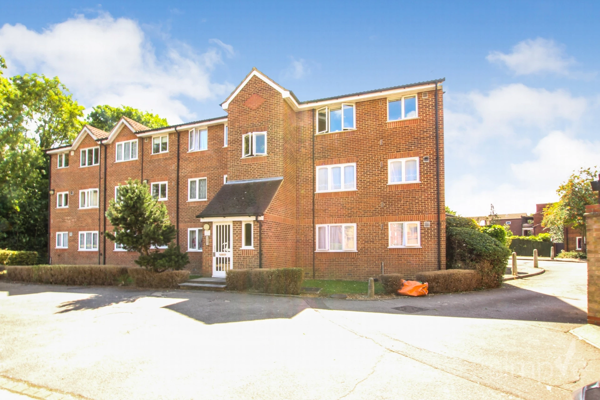 Northolt UB5