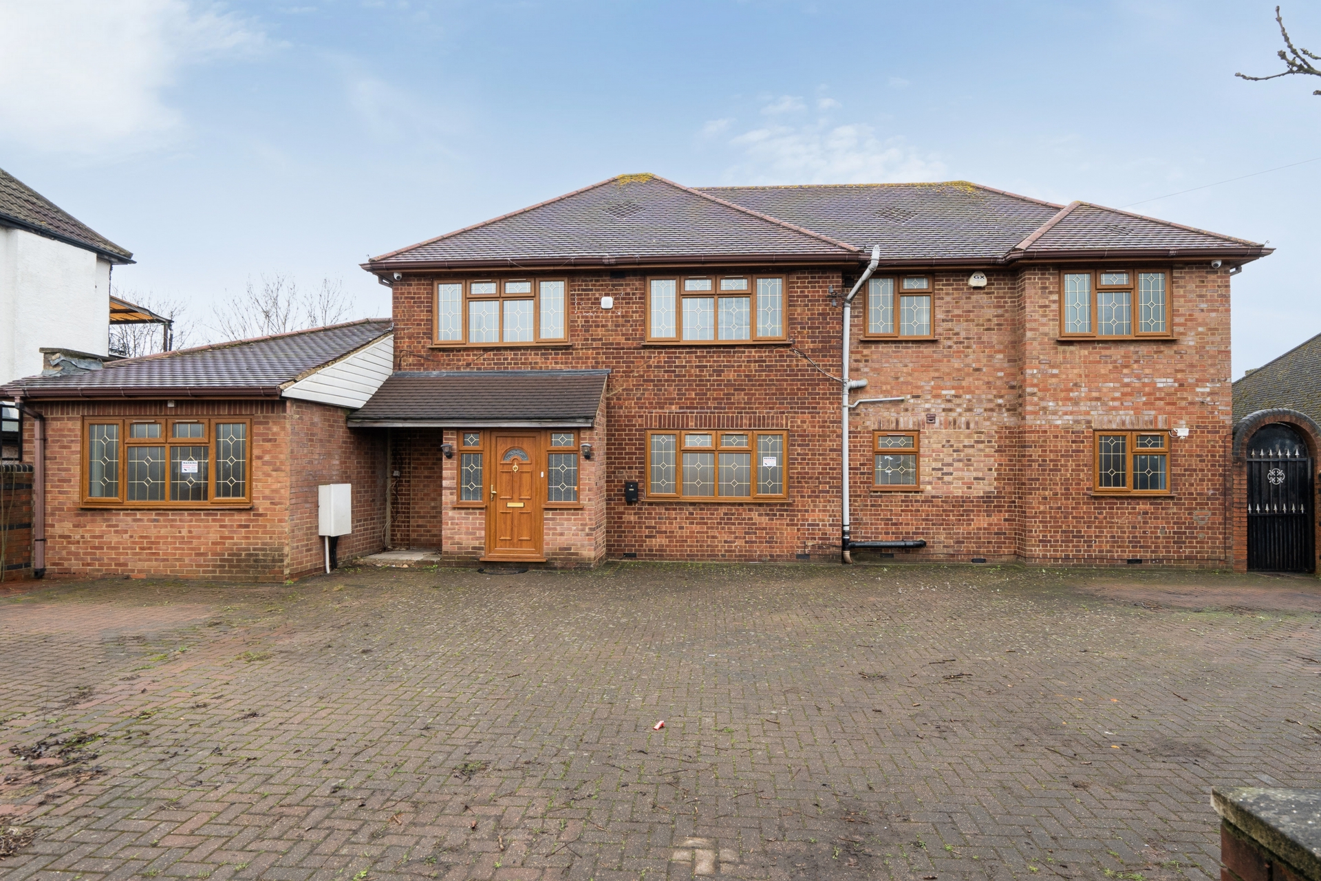 Property photo: Ruilsip, Middlesex, HA4