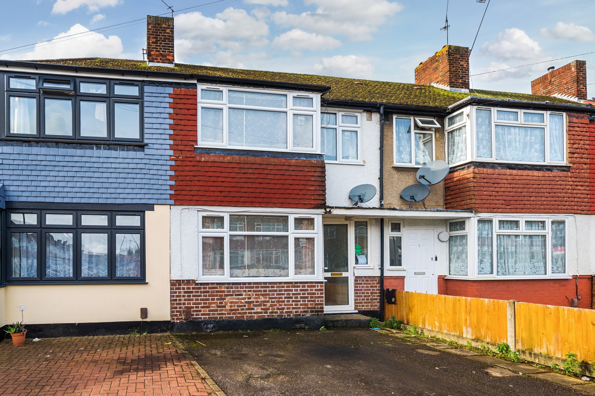 Property photo: Southall, Middlesex, UB2