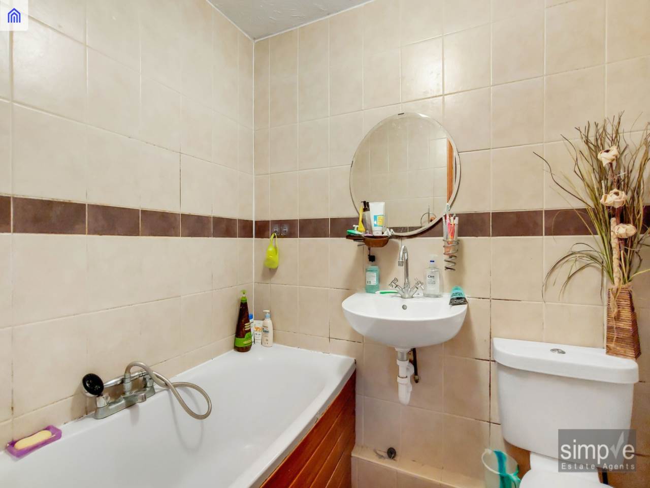 sim-001967-p-w-5oy0oh2i8