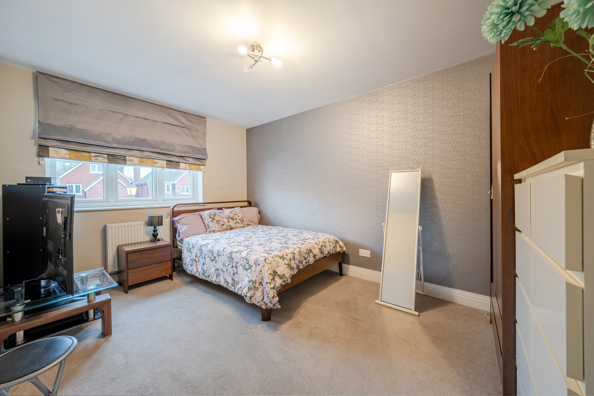 Samuelson House Southall Property For Sale Norwood Road, Southall, UB2 | 5 Bedroom House through ...
