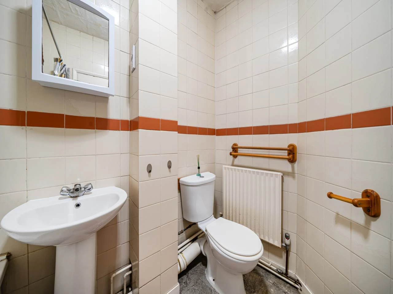 1432963-3-69bbd94ecb459